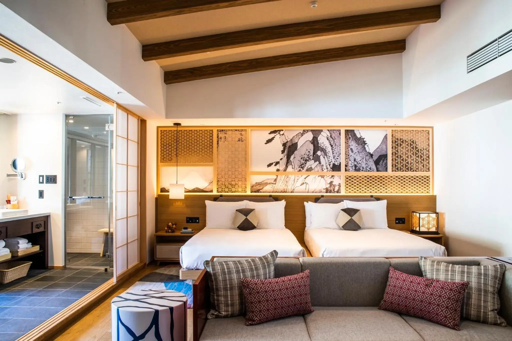 Photo of the whole room, Bed in Hotel Indigo Hakone Gora by IHG Photo of the whole room, Bed in Hotel Indigo Hakone Gora by IHG