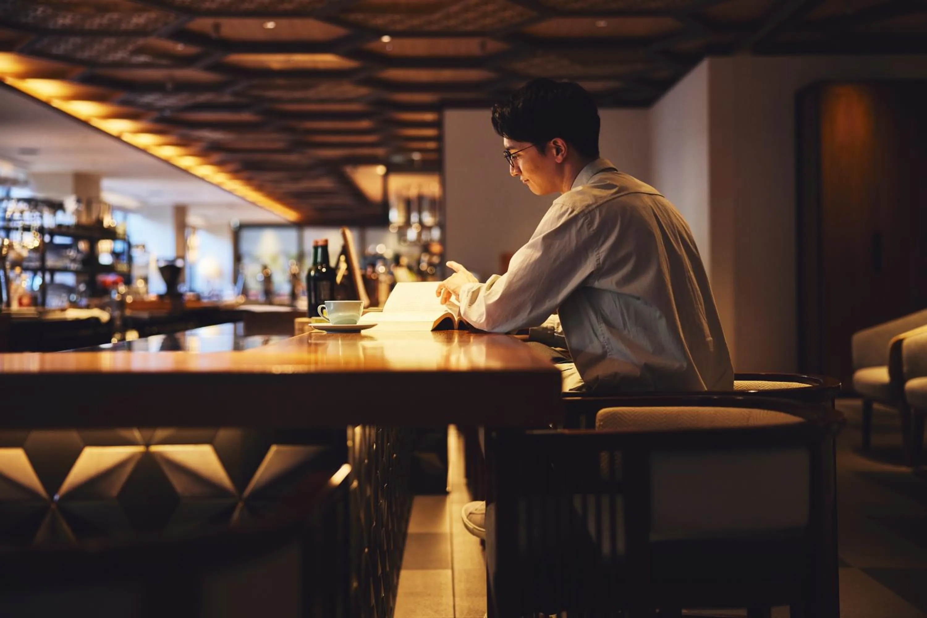 Lounge or bar in Hotel Indigo Hakone Gora by IHG
