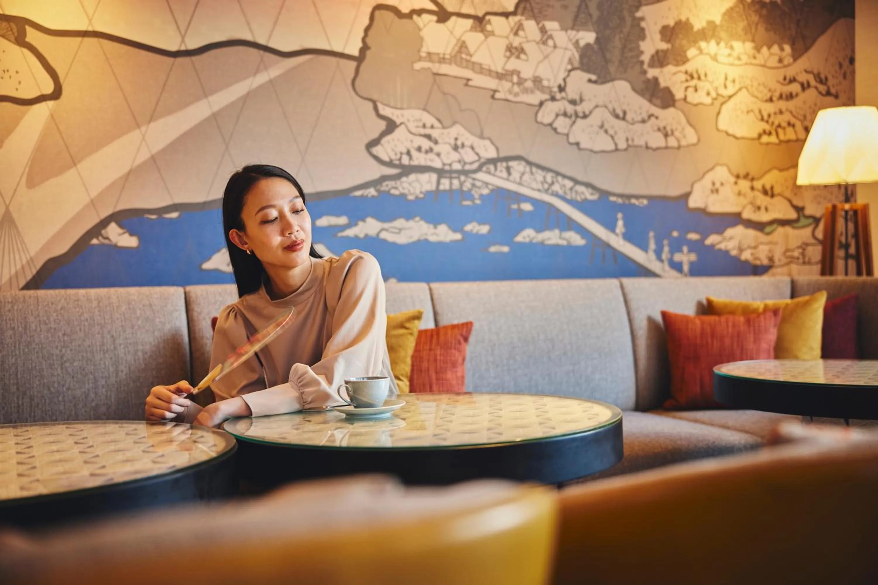 Lounge or bar in Hotel Indigo Hakone Gora by IHG