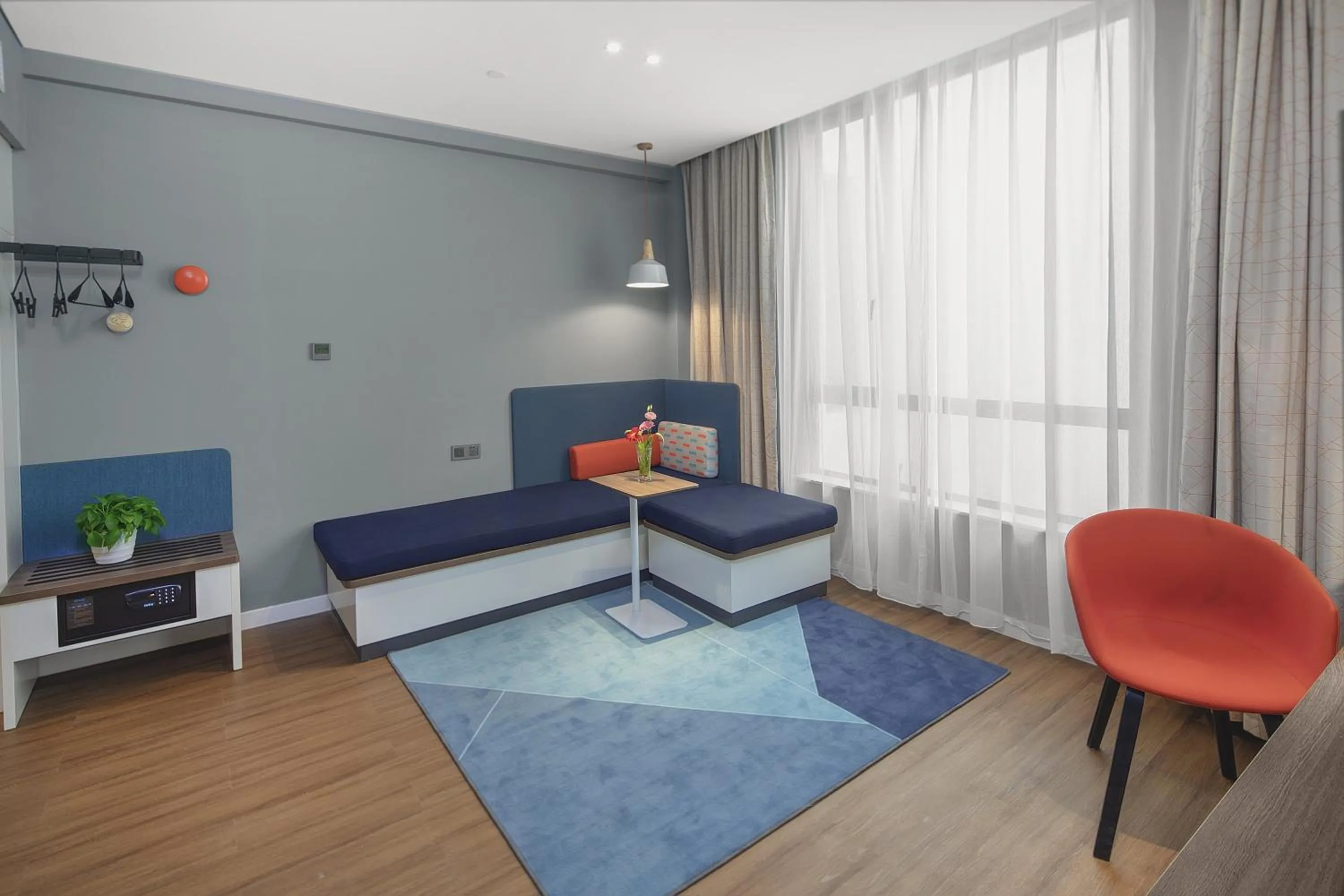 Photo of the whole room in Holiday Inn Express Shanghai Chongming by IHG