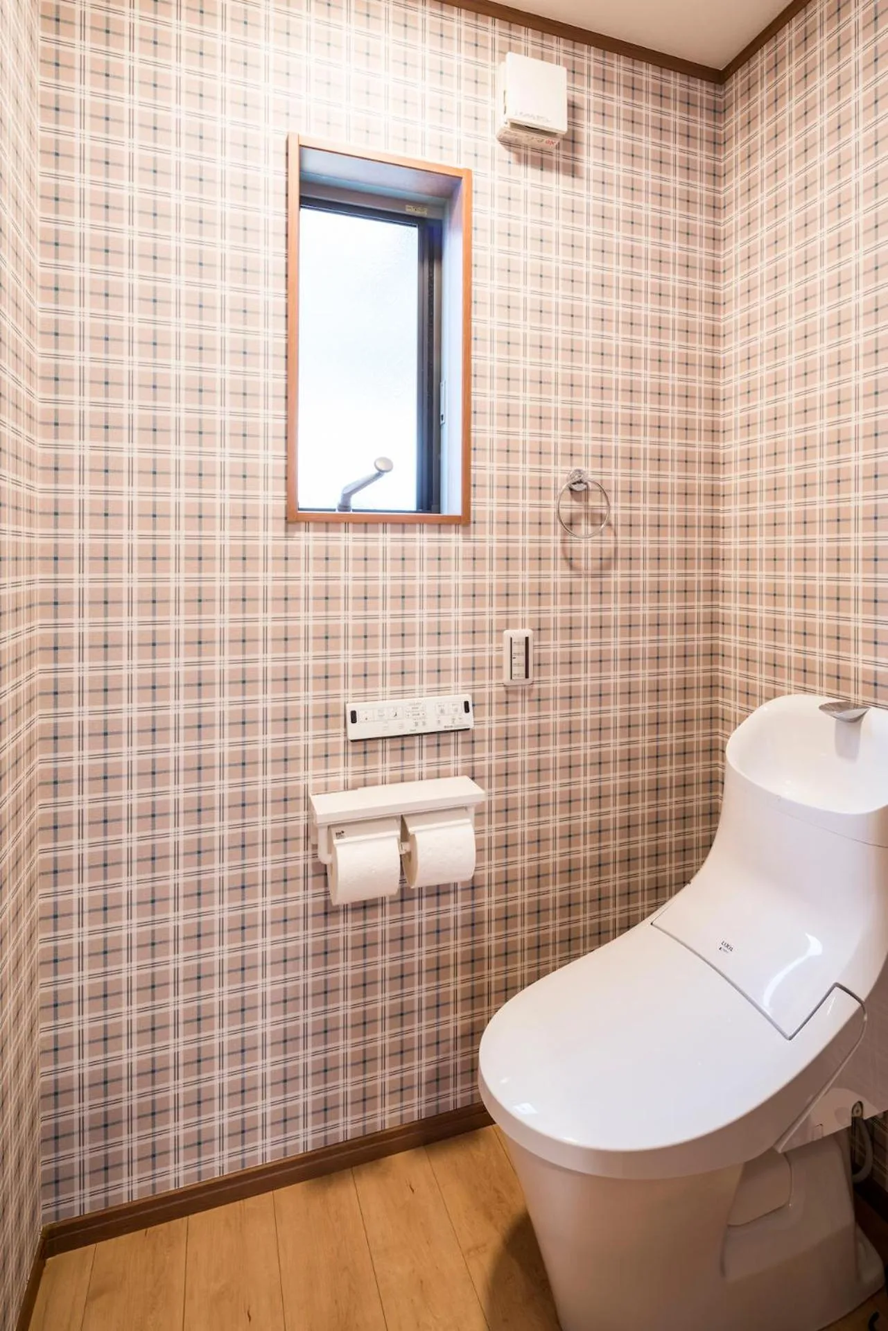 Toilet in KAMAKURA DEL COSTA