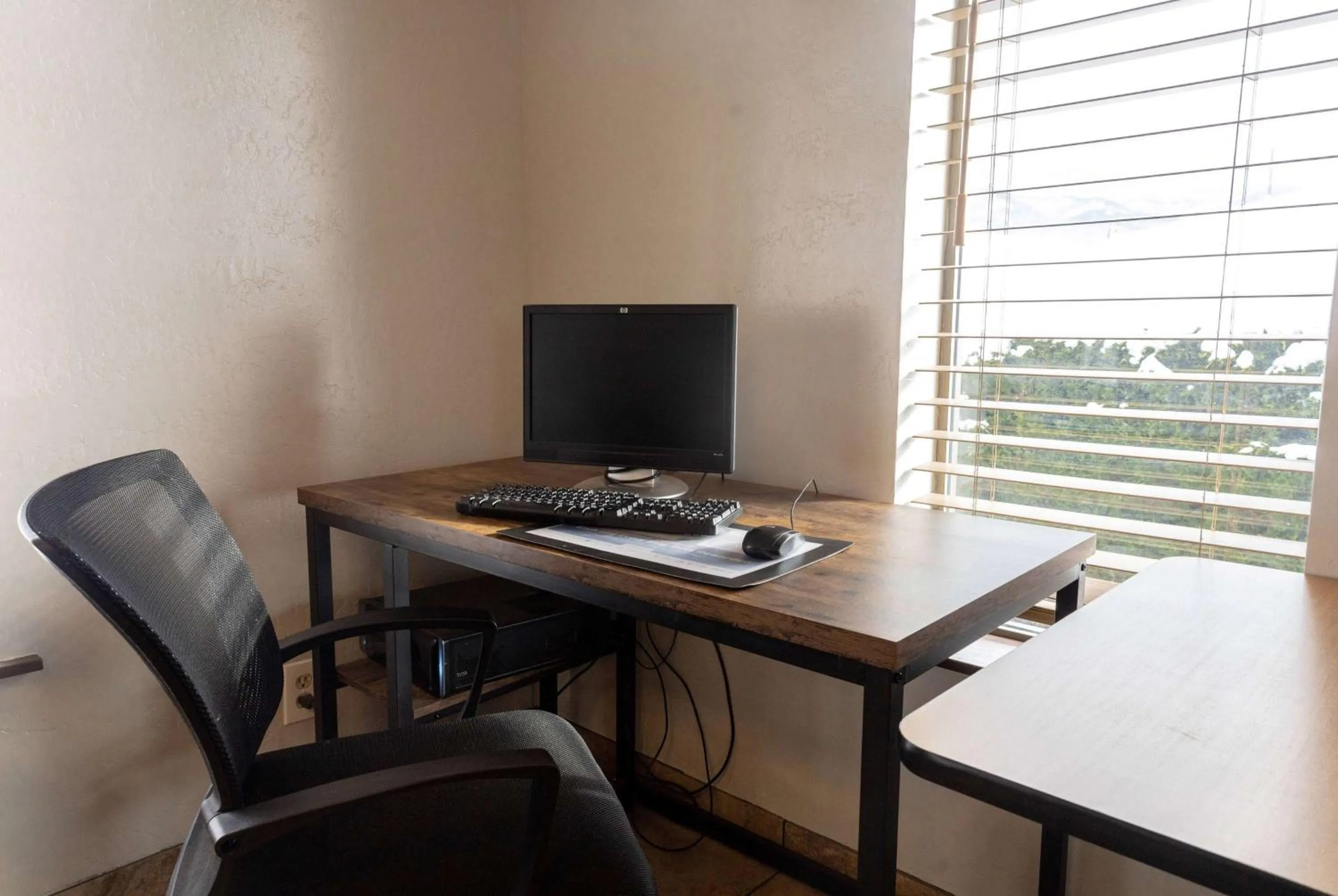 Business facilities in Super 8 by Wyndham Missoula/Brooks Street