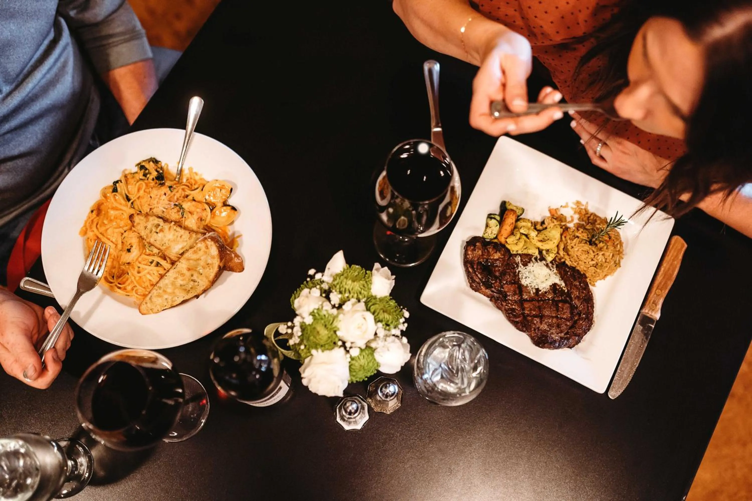 Restaurant/places to eat in Oregon Garden Resort