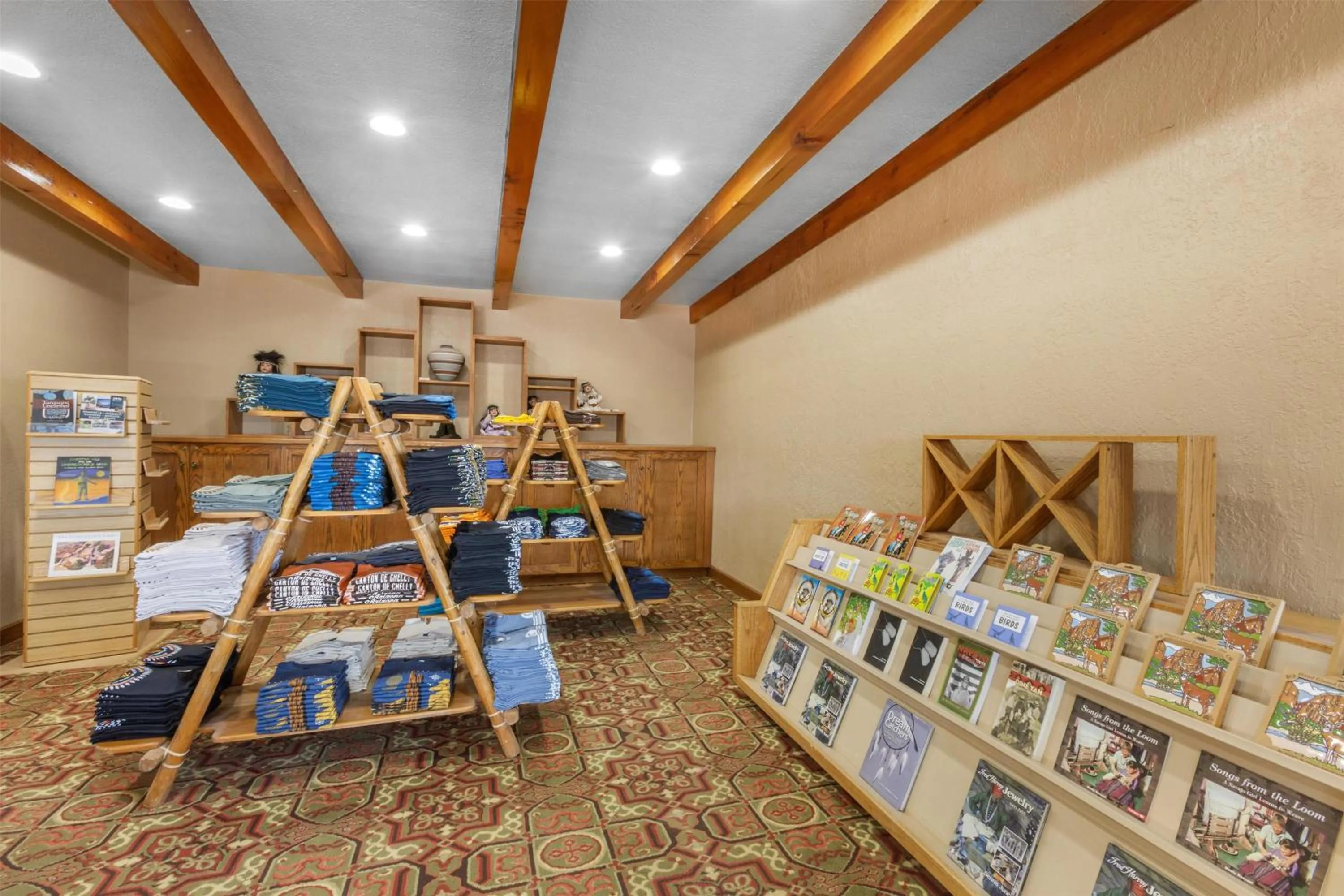 Property building in Best Western Canyon De Chelly Inn