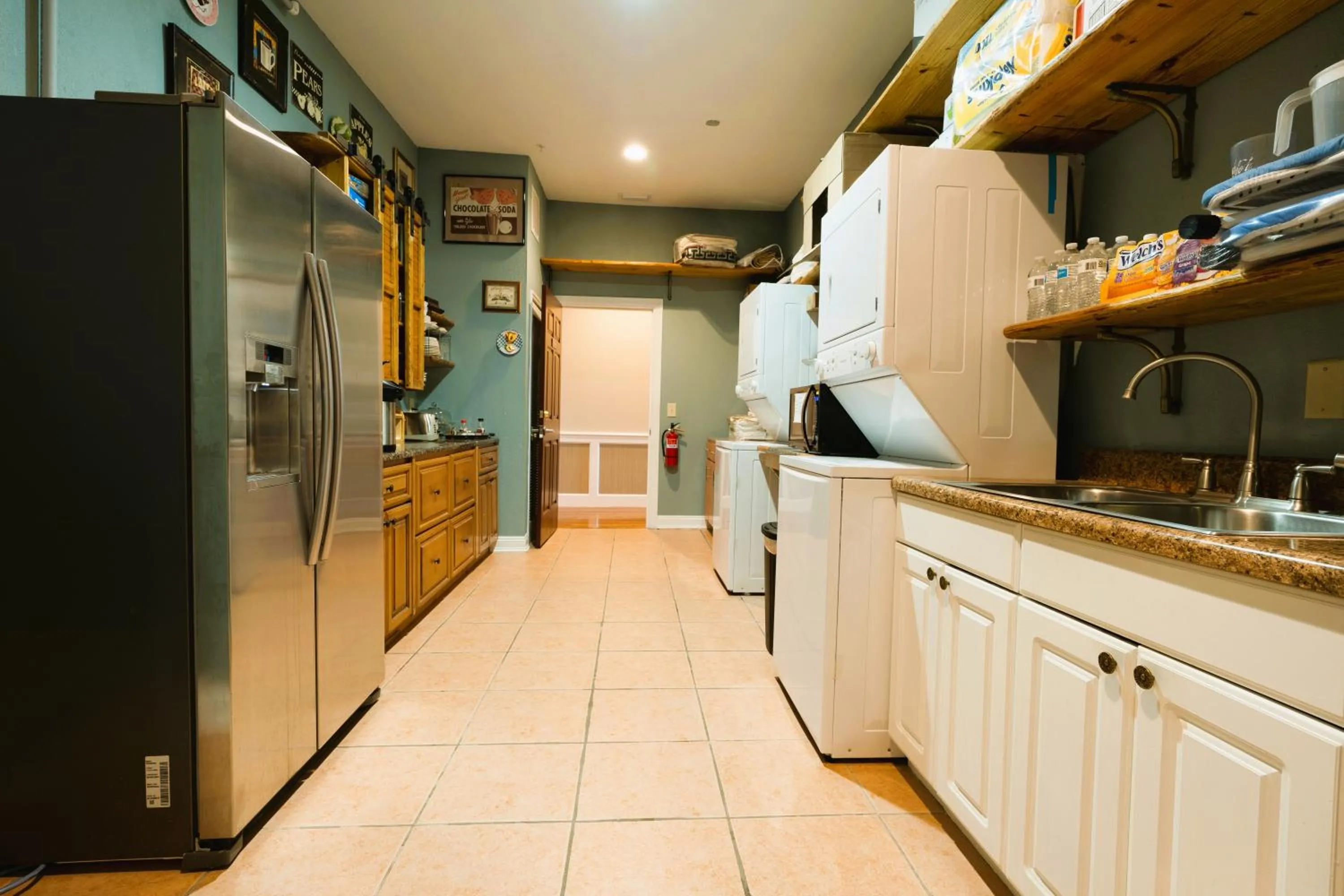 Restaurant/places to eat in Oak Tree Hotel