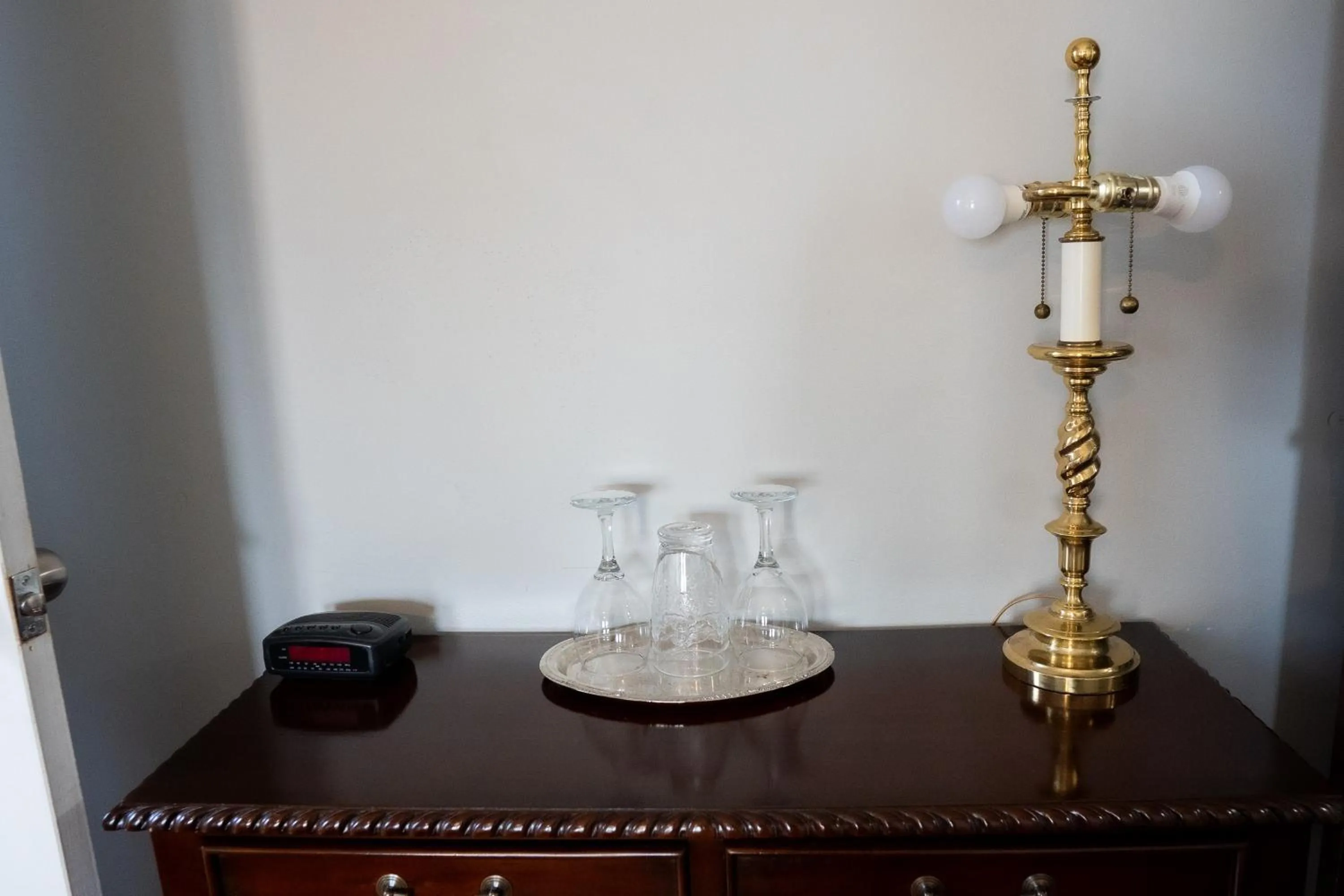 hair dresser in Oak Tree Hotel