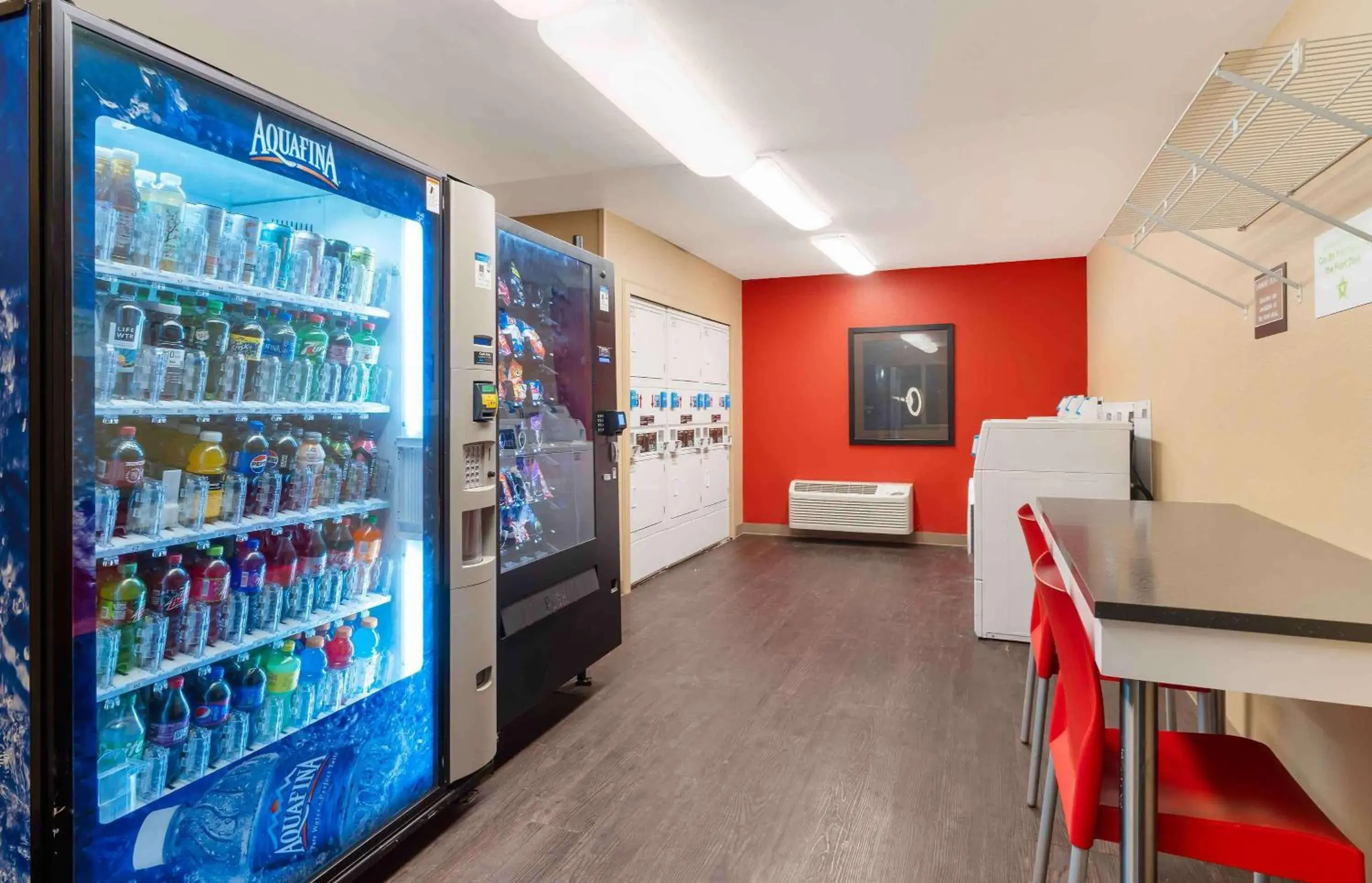 Property building in Extended Stay America Suites - Fairfield - Napa Valley Property building in Extended Stay America Suites - Fairfield - Napa Valley