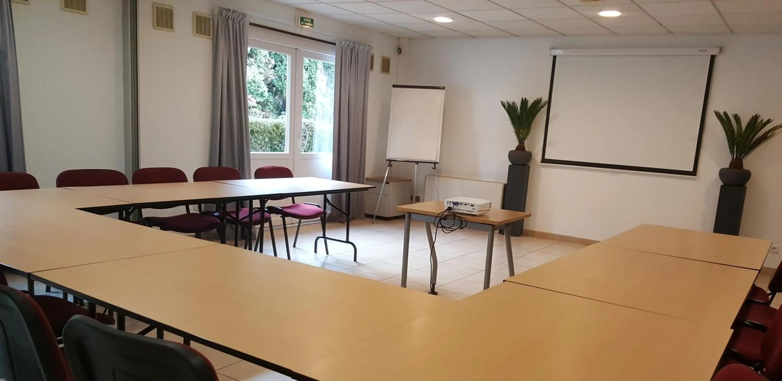 Meeting/conference room in Doubs Hotel - Besançon Ecole Valentin