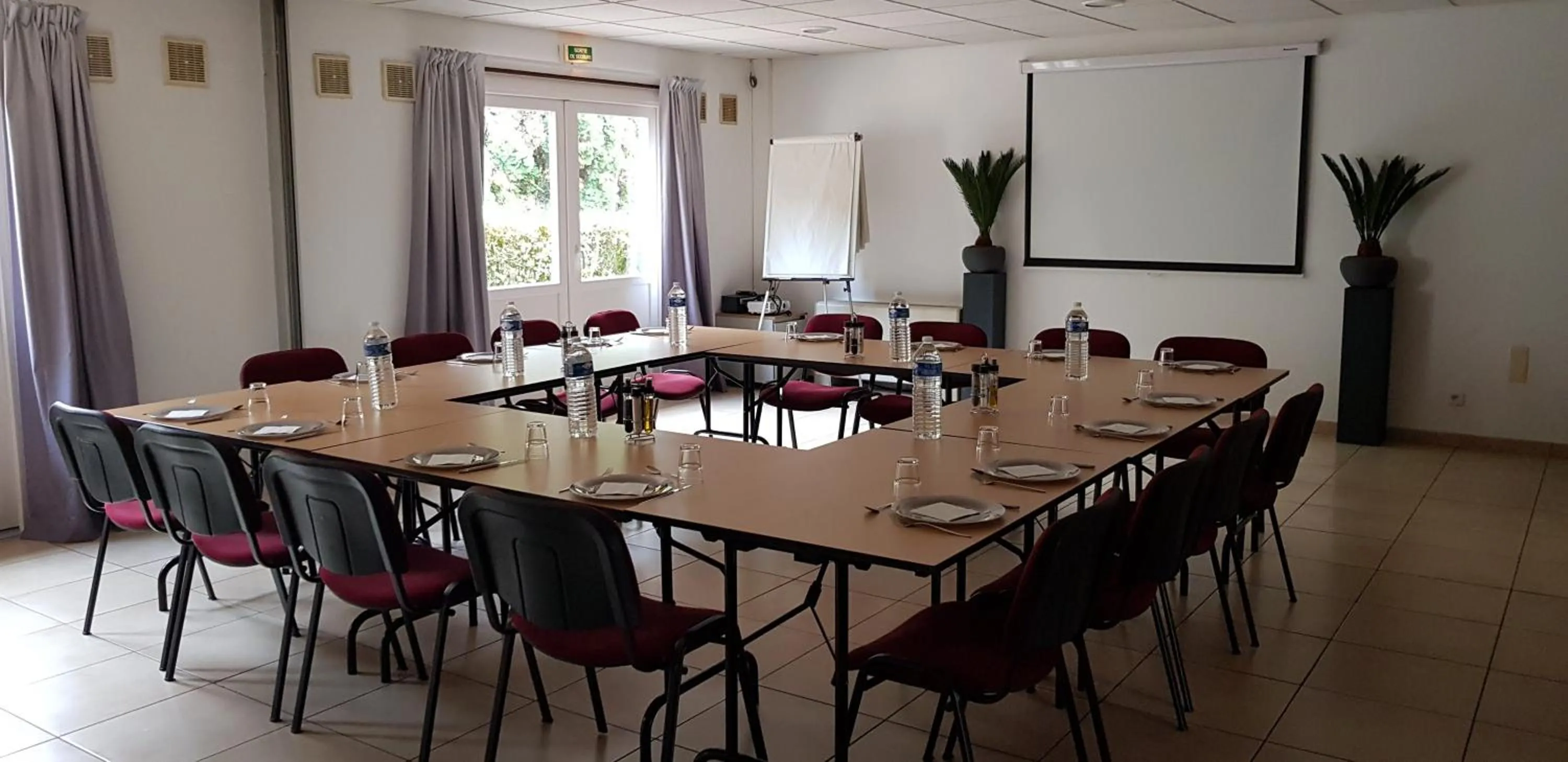 Meeting/conference room in Doubs Hotel - Besançon Ecole Valentin