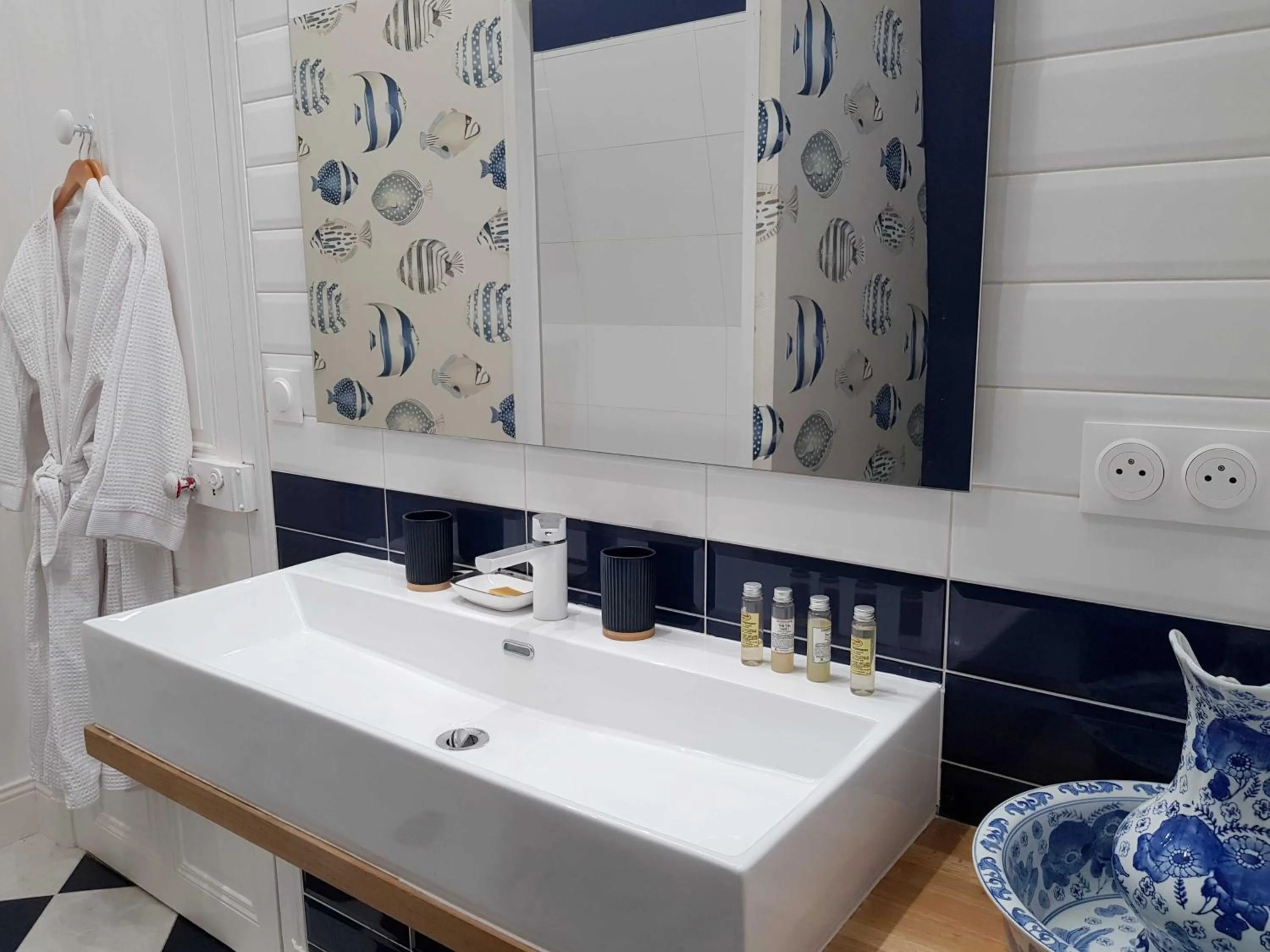 Bathroom in LA MAISON LEONARD