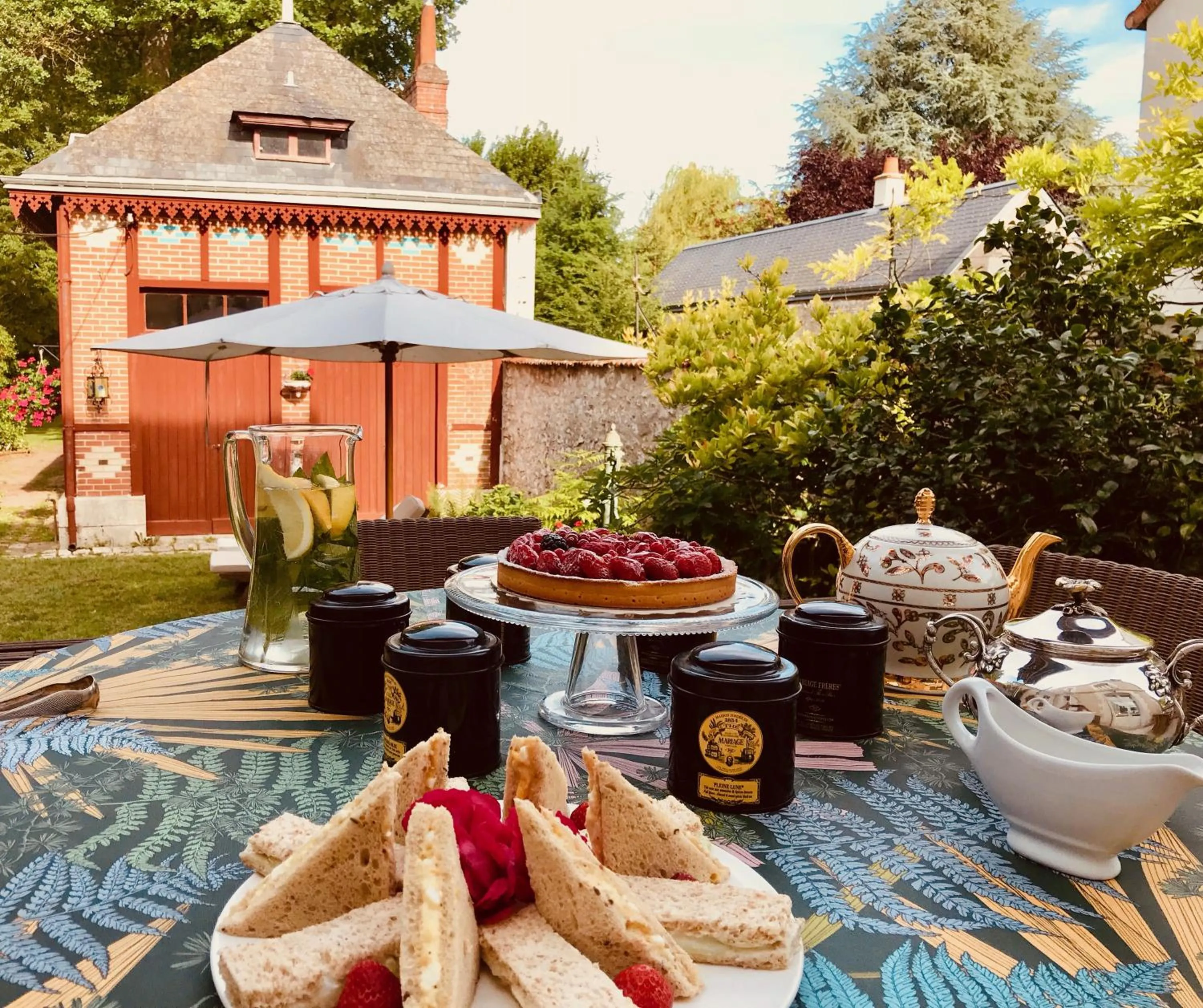 Breakfast in LA MAISON LEONARD