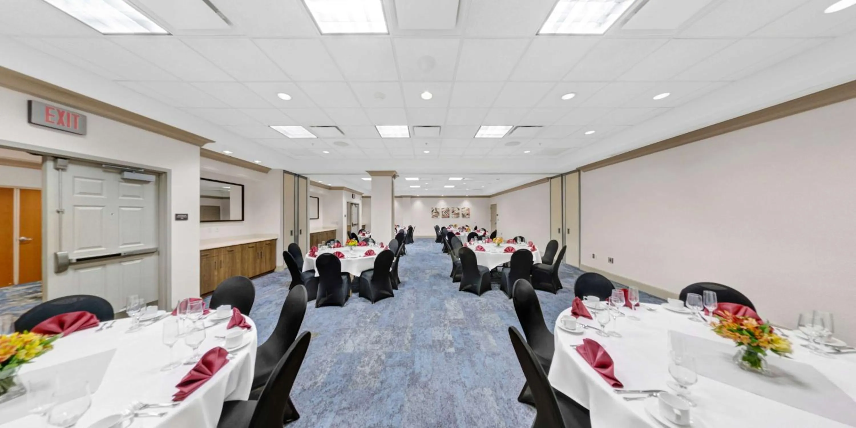 Dining area in Hilton Garden Inn Ithaca