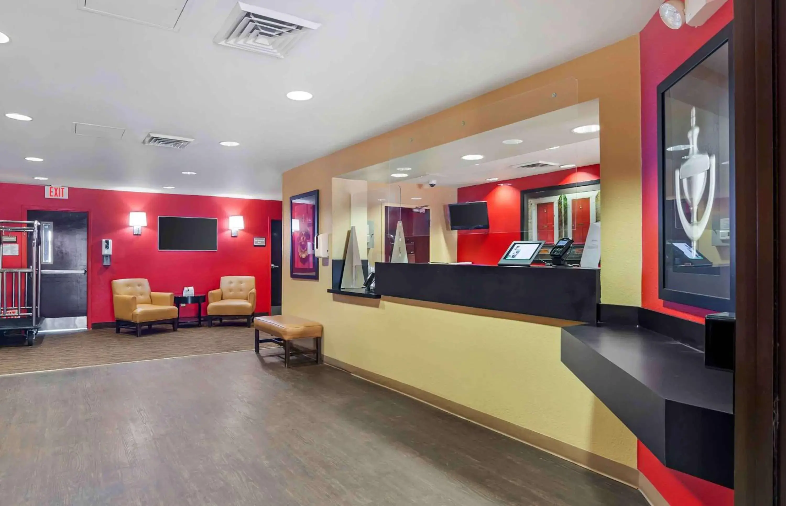 Lobby or reception in Extended Stay America Suites - Palm Springs - Airport Lobby or reception in Extended Stay America Suites - Palm Springs - Airport