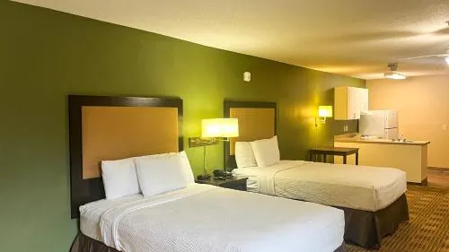 Studio 6 Chantilly VA Washington Dulles Airport