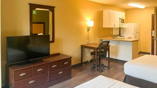 Studio 6 Chantilly VA Washington Dulles Airport