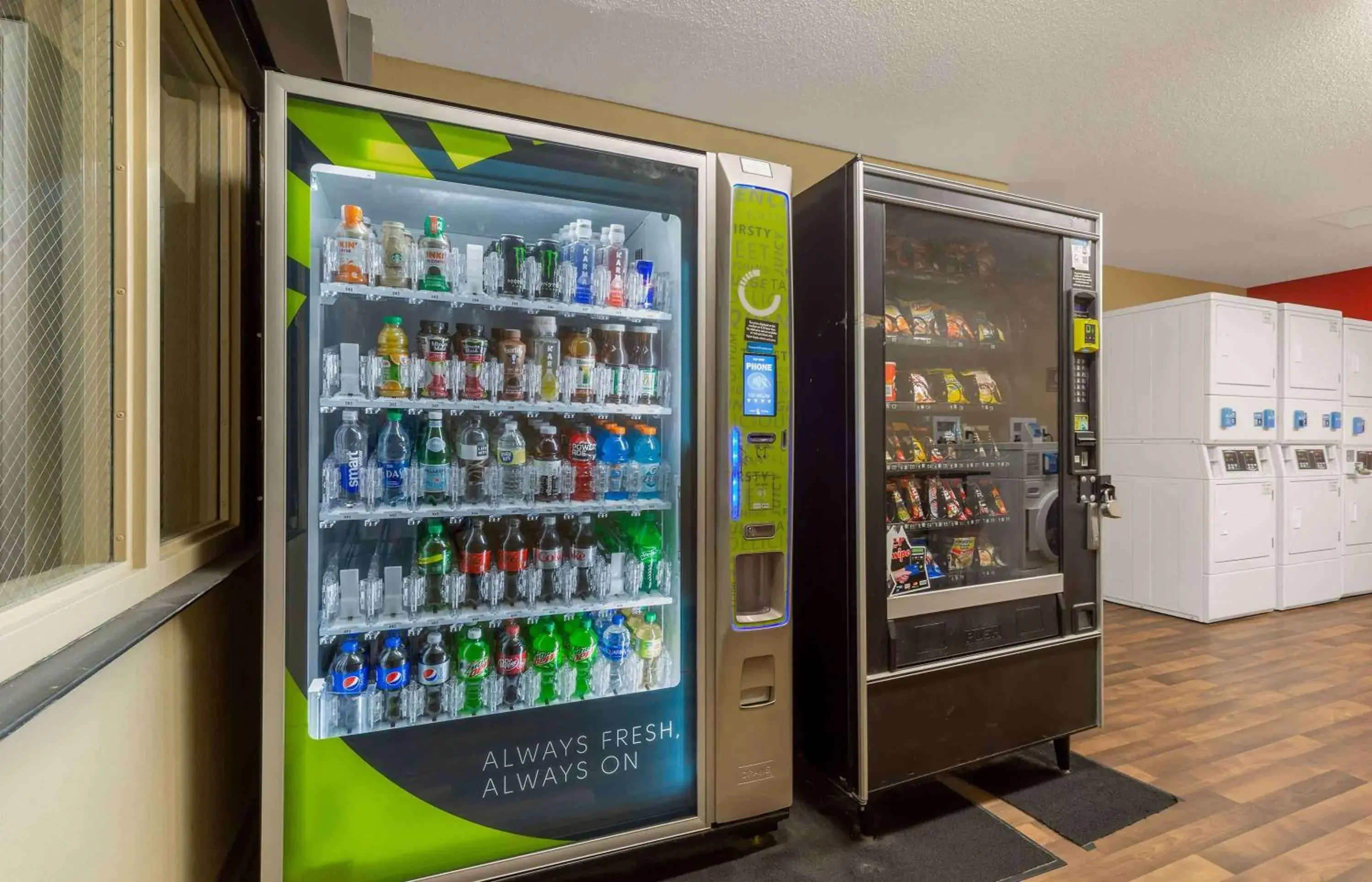 Property building in Extended Stay America Suites - Washington, DC - Chantilly - Dulles South Property building in Extended Stay America Suites - Washington, DC - Chantilly - Dulles South