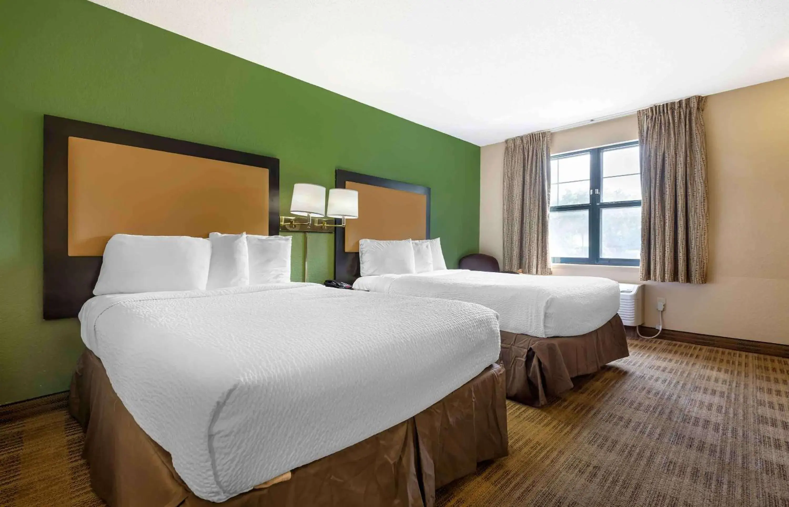 Bedroom, Bed in Extended Stay America Suites - Austin - Round Rock - South Bedroom, Bed in Extended Stay America Suites - Austin - Round Rock - South