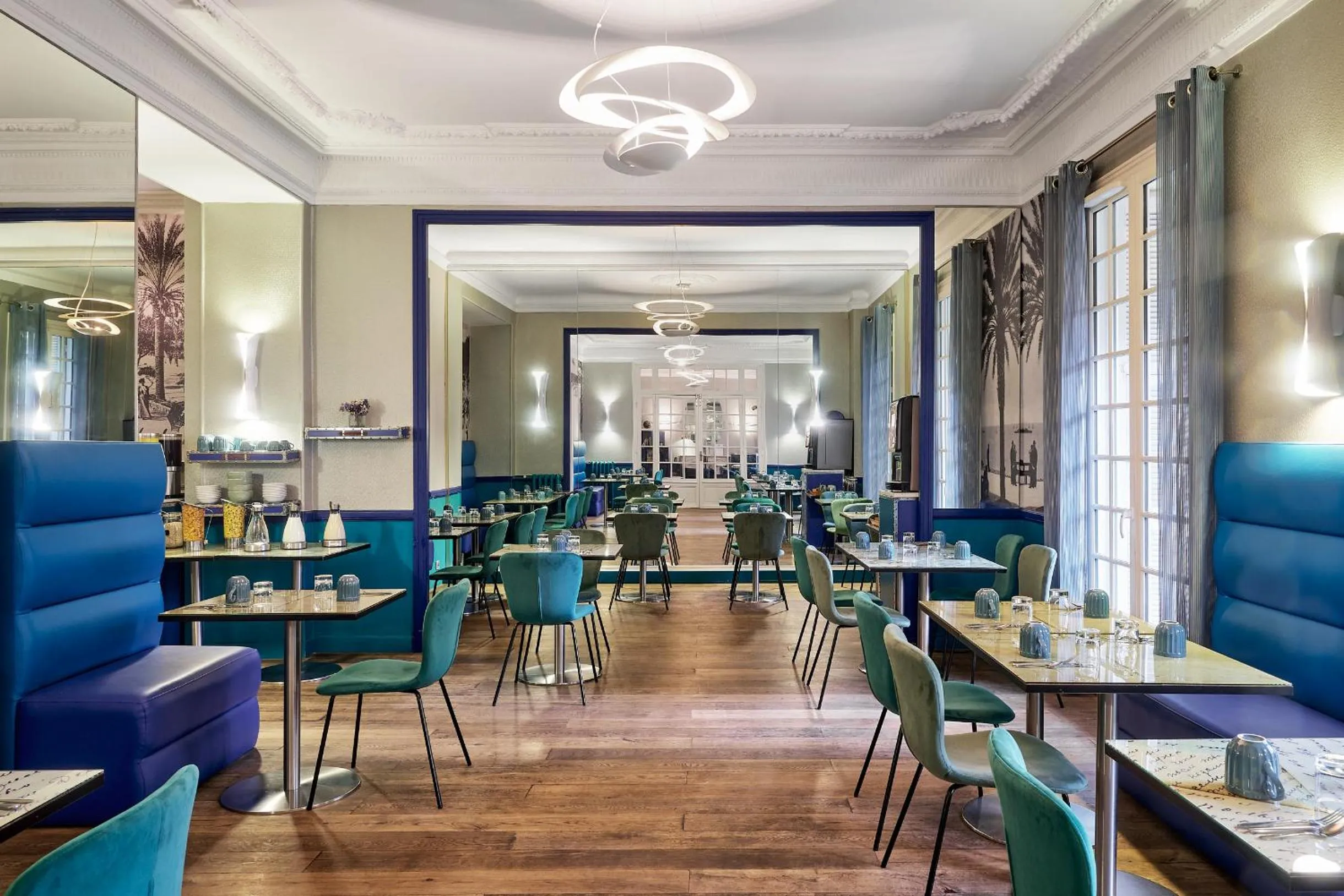 Restaurant/places to eat in Nice Excelsior Centre ville by HappyCulture