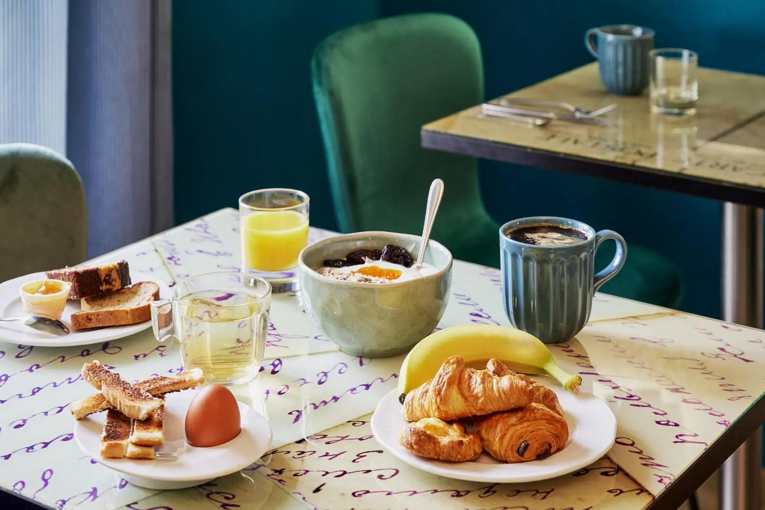 Breakfast in Nice Excelsior Centre ville by HappyCulture Breakfast in Nice Excelsior Centre ville by HappyCulture