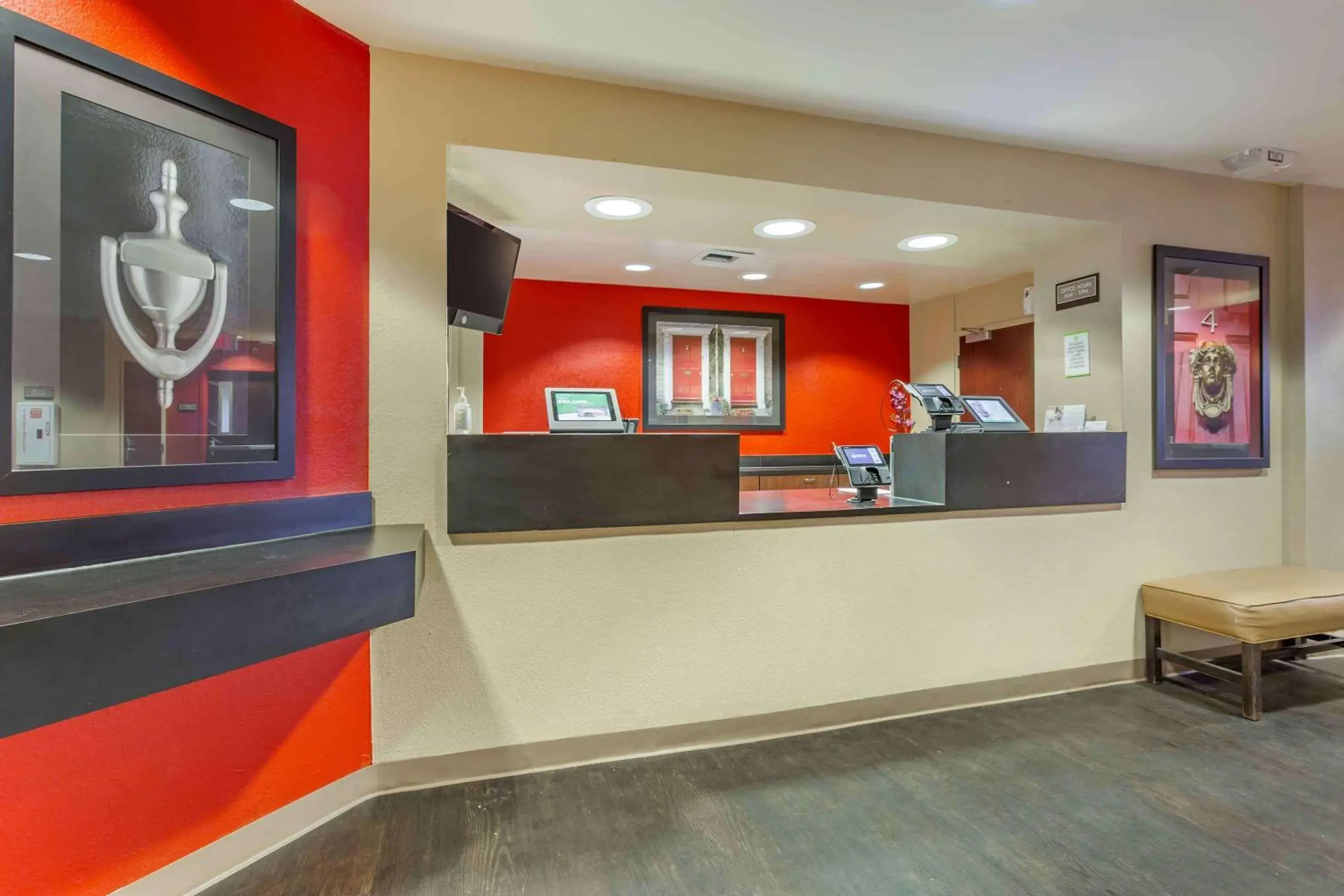 Lobby or reception in Extended Stay America Select Suites - Phoenix - Deer Valley Lobby or reception in Extended Stay America Select Suites - Phoenix - Deer Valley