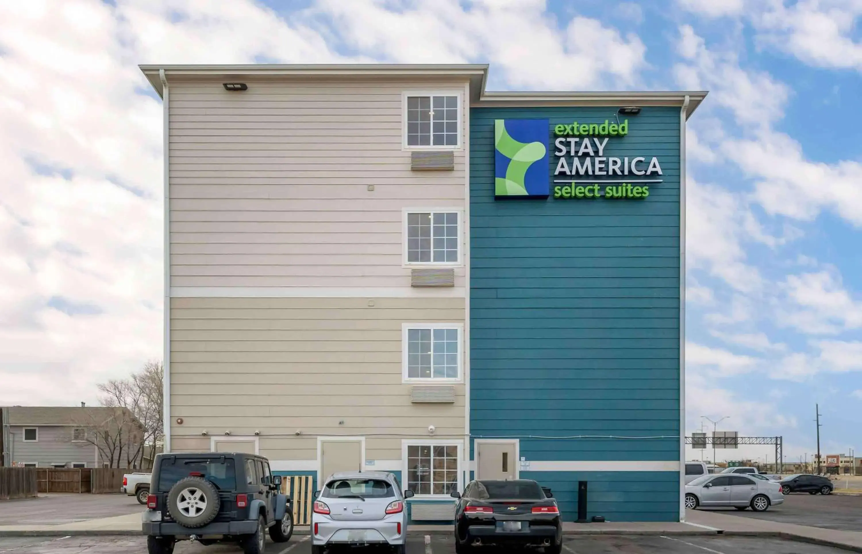 Property building in Extended Stay America Select Suites - Lubbock - West Property building in Extended Stay America Select Suites - Lubbock - West