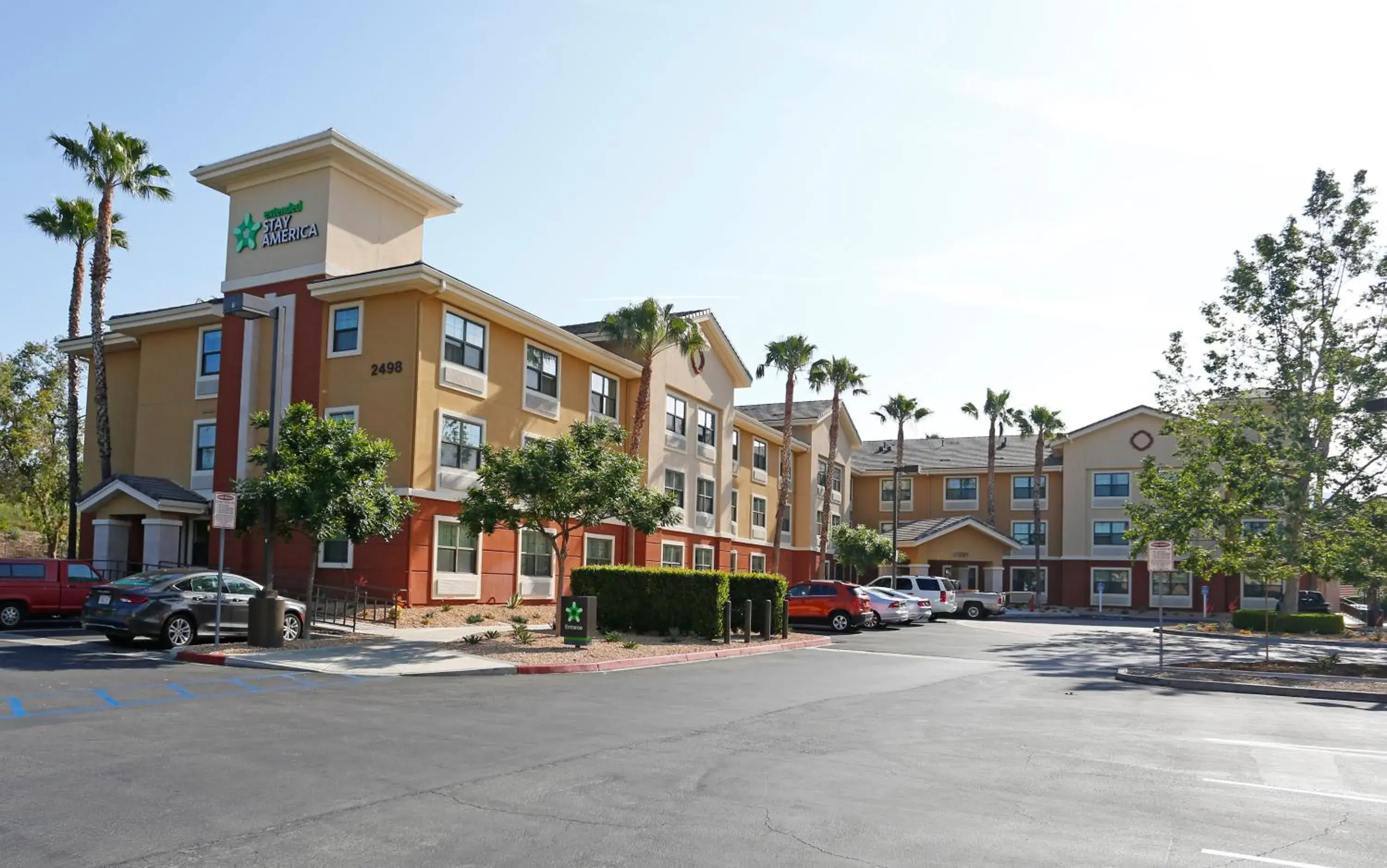 Property building in Extended Stay America Suites - Los Angeles - Simi Valley Property building in Extended Stay America Suites - Los Angeles - Simi Valley