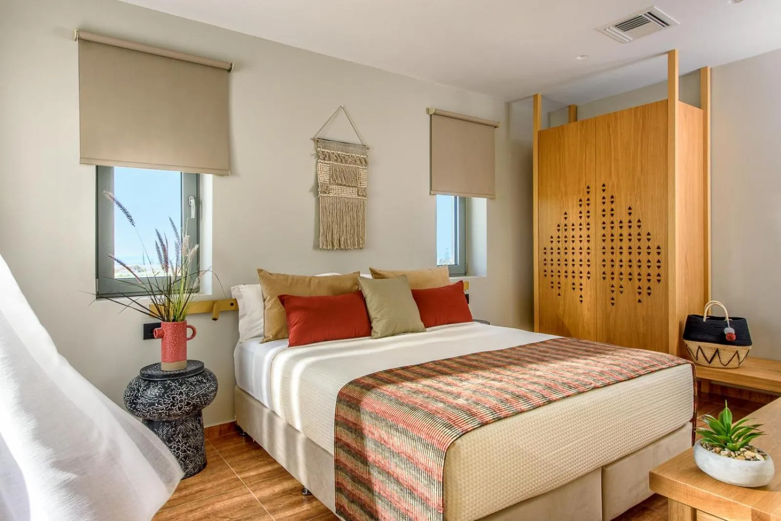 Bedroom, Bed in Caldera Theros Villas