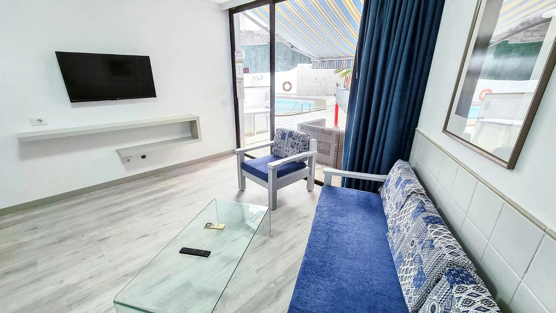 Living room in Apartamentos Monte Verde