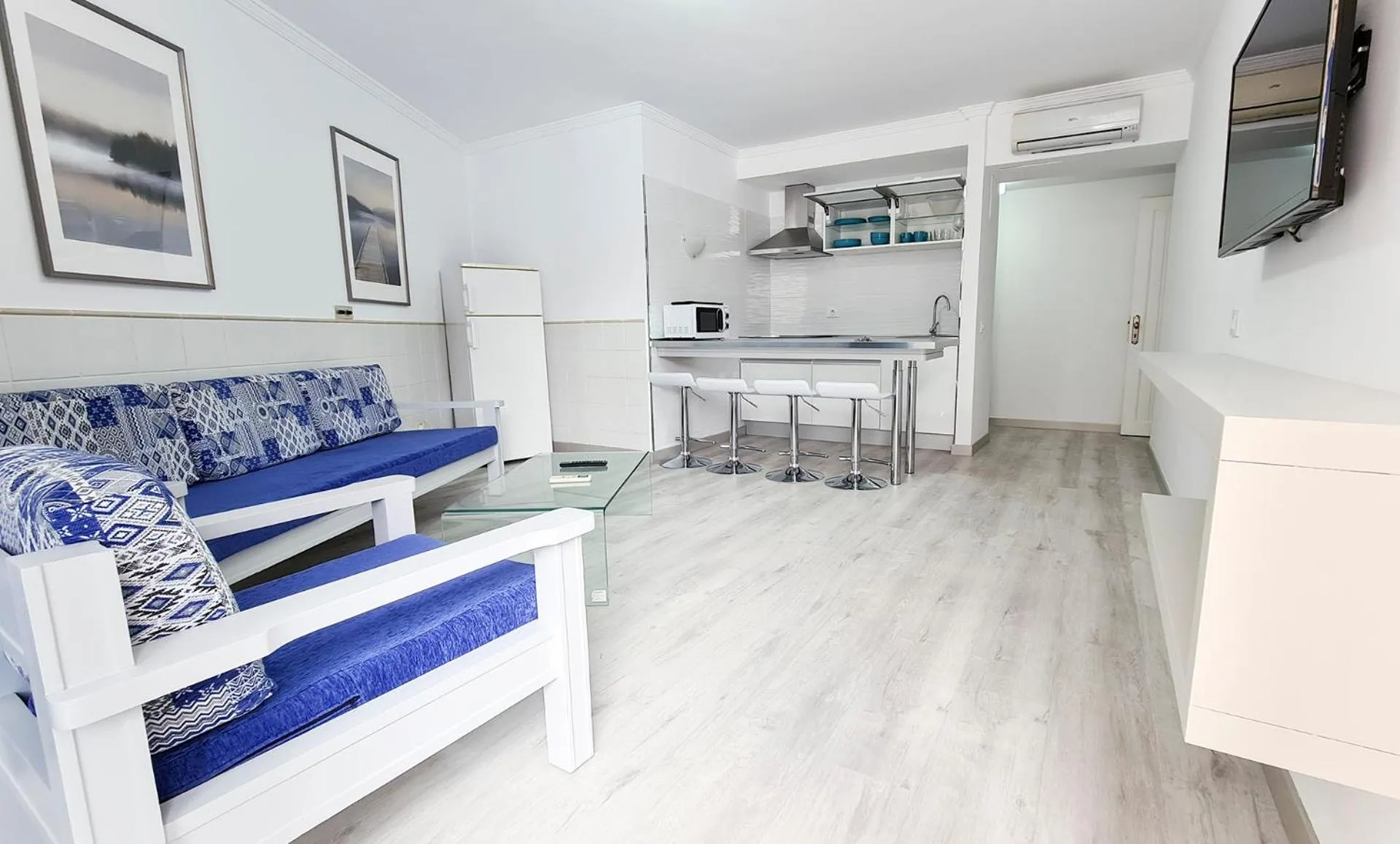 Living room in Apartamentos Monte Verde