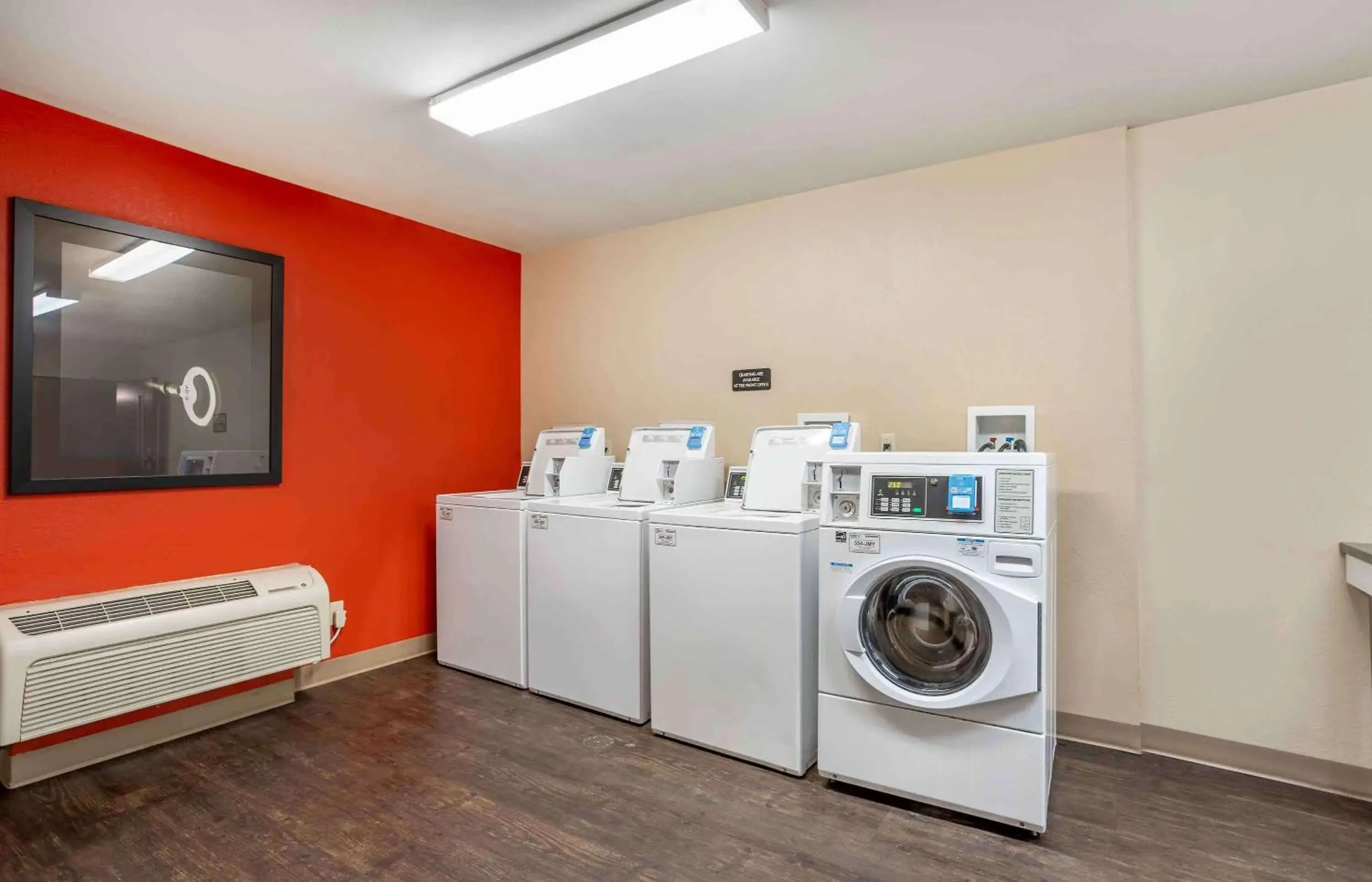 Property building in Extended Stay America Suites - Somerset - Franklin Property building in Extended Stay America Suites - Somerset - Franklin