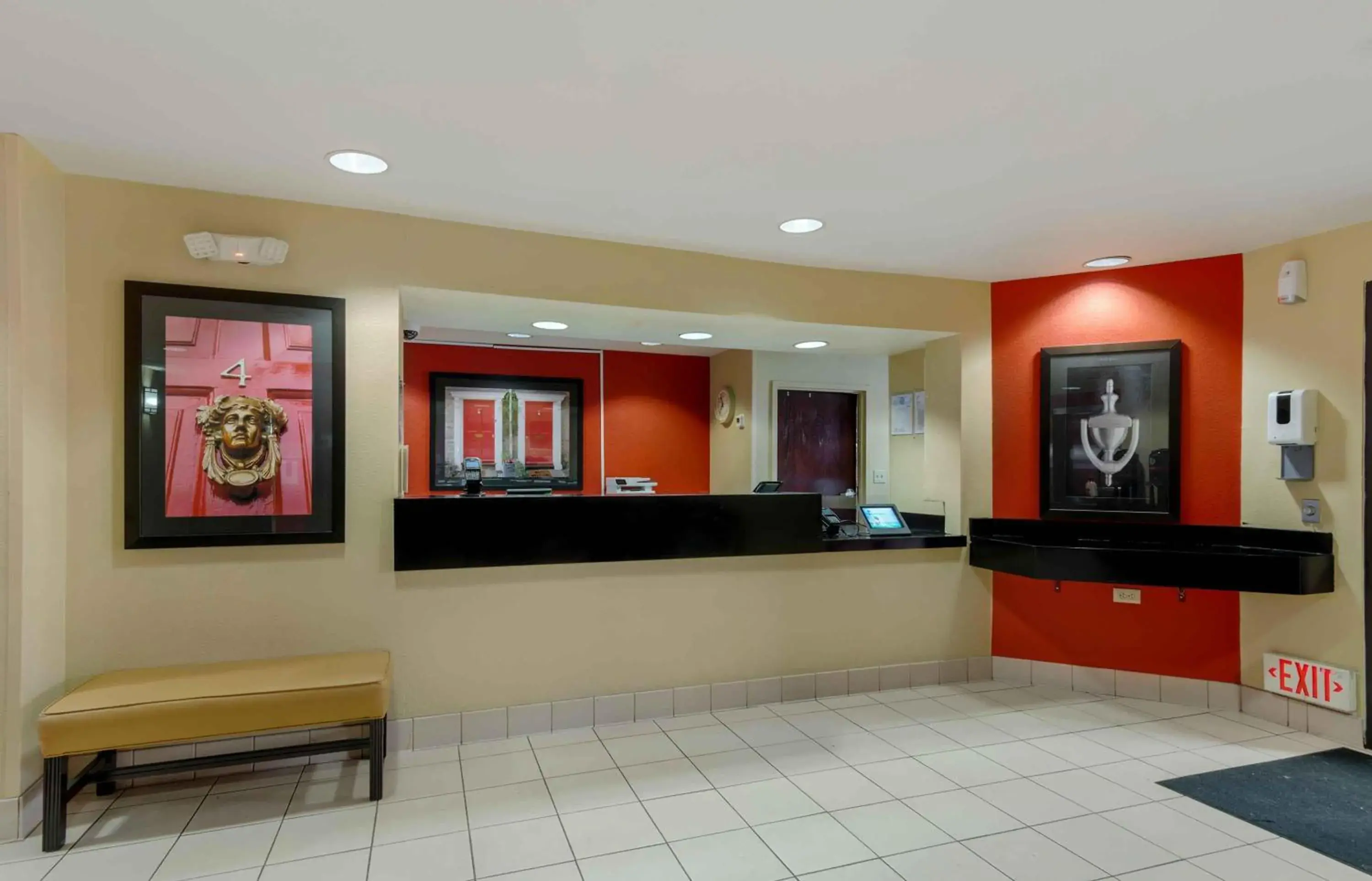 Lobby or reception in Extended Stay America Suites - Atlanta - Kennesaw Town Center Lobby or reception in Extended Stay America Suites - Atlanta - Kennesaw Town Center