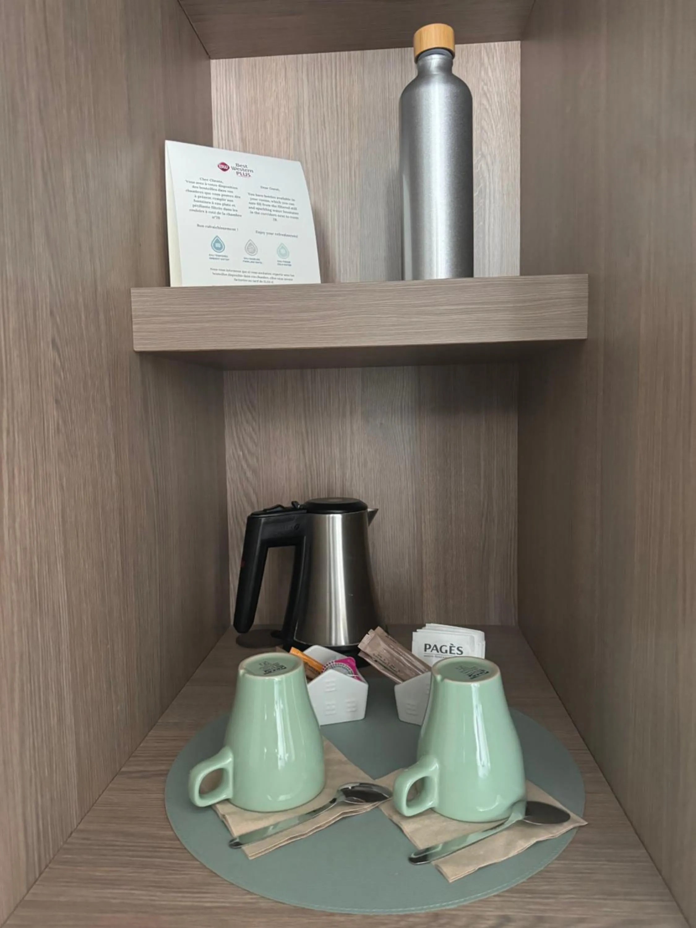 Coffee/tea facilities in Best Western Plus La Marina