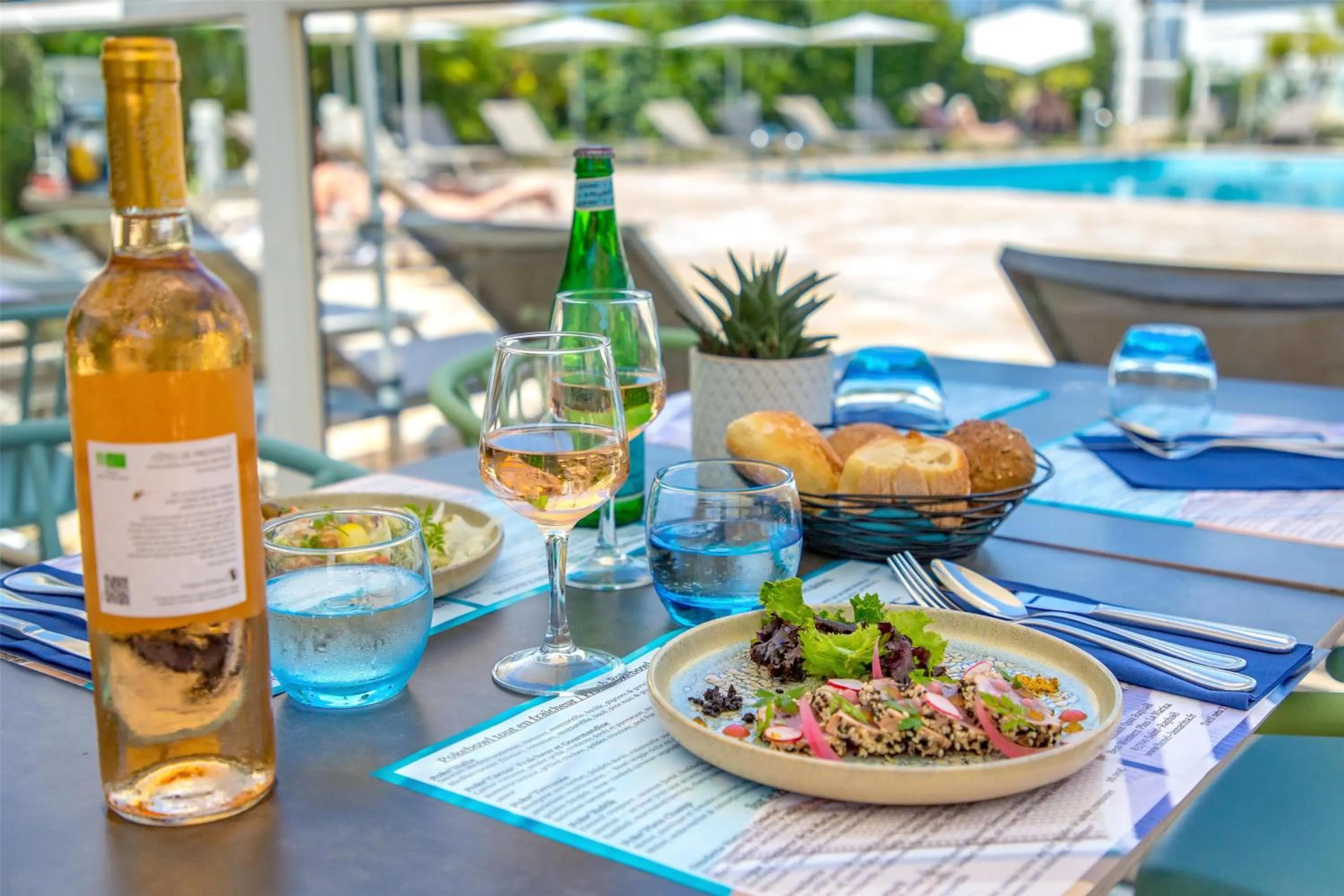 Restaurant/places to eat in Best Western Plus La Marina