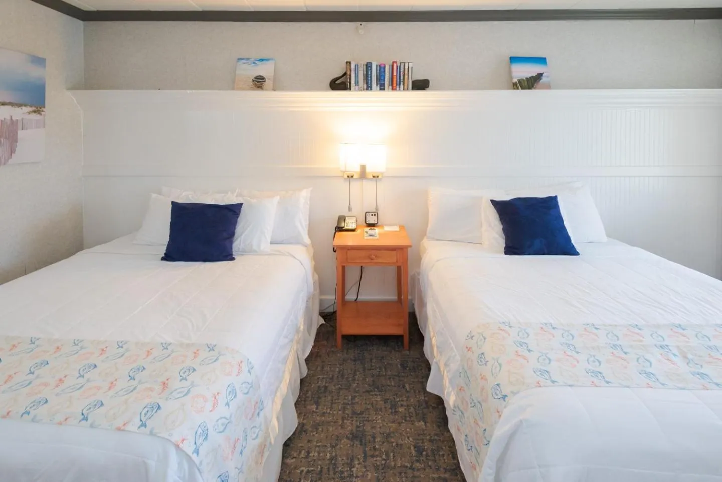 Bed in Gaido's Seaside Inn