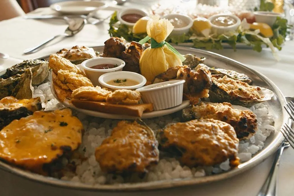 Restaurant/places to eat in Gaido's Seaside Inn