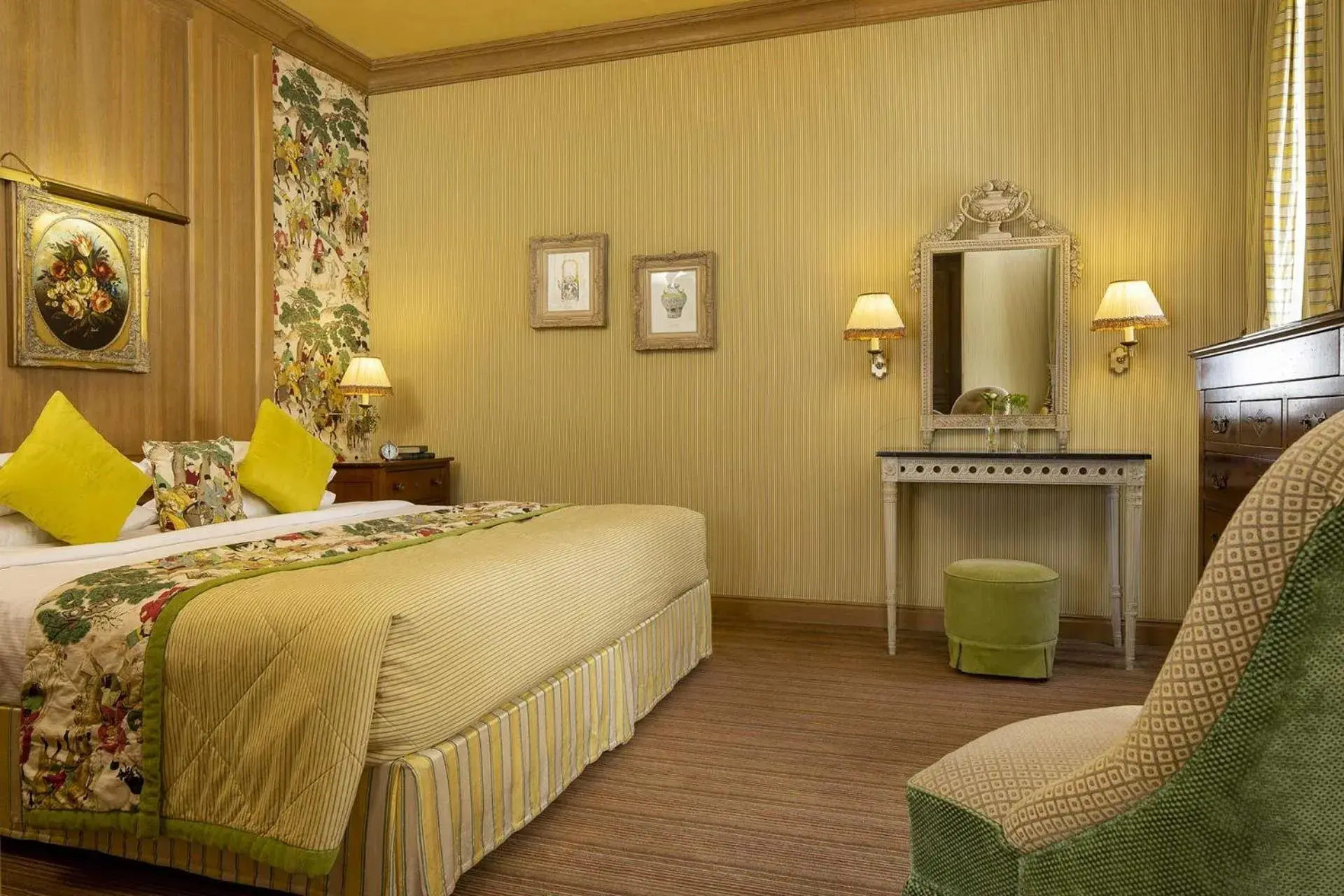 Suite in Chambiges Elysées Suite in Chambiges Elysées