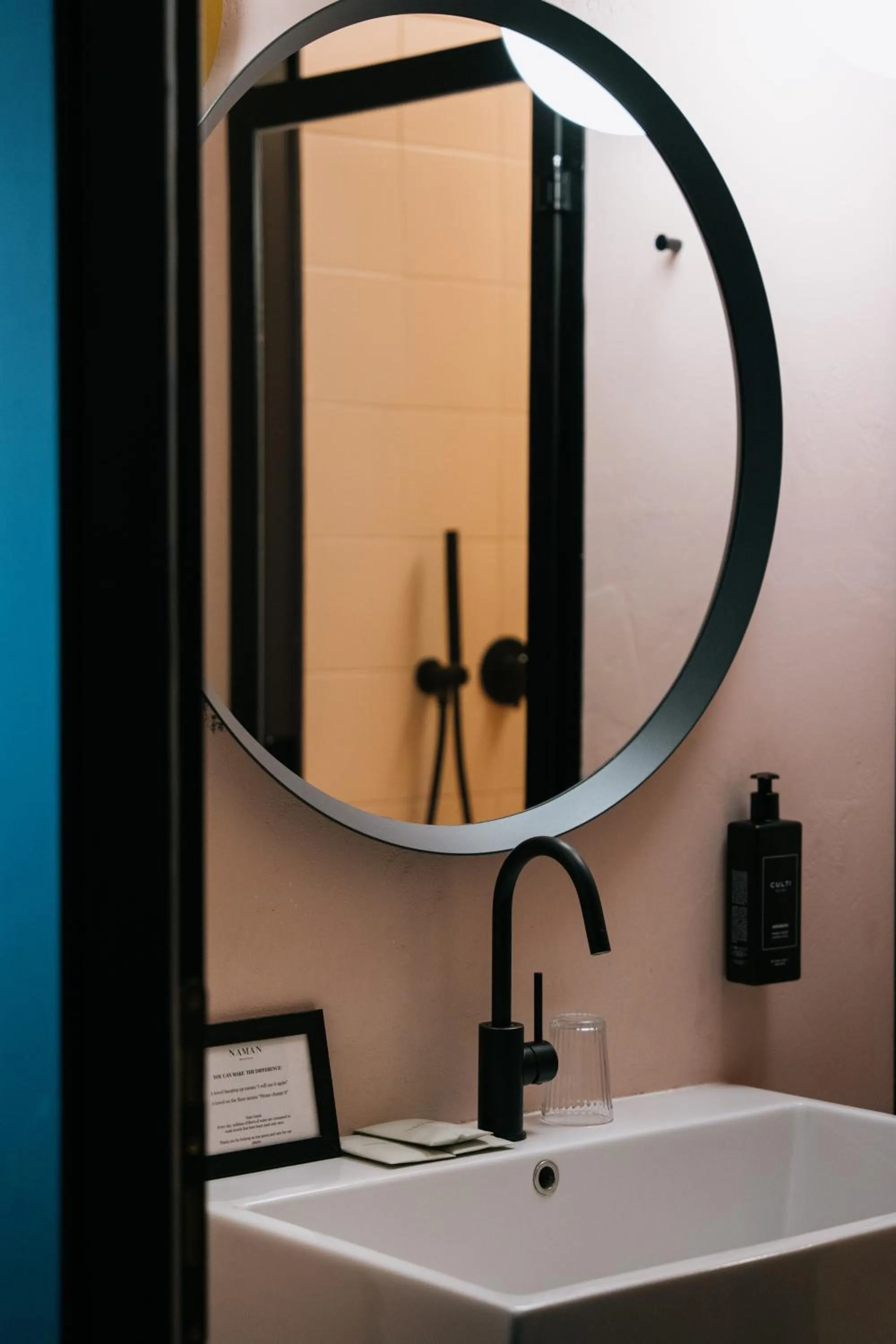 Bathroom in NAMAN HOTELLERIE - Margutta