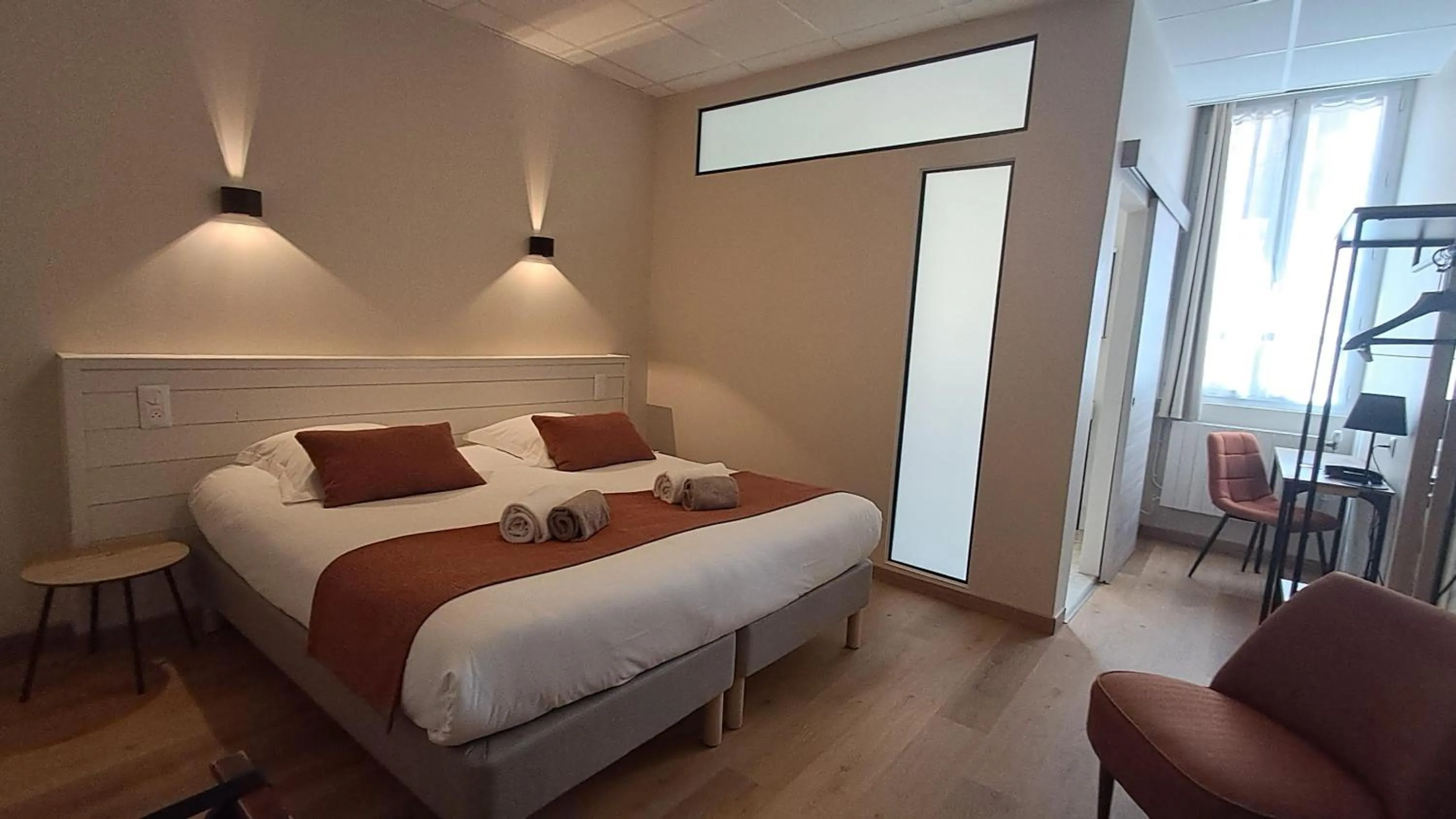 Bed in Hôtel L'Herbier d'Orange