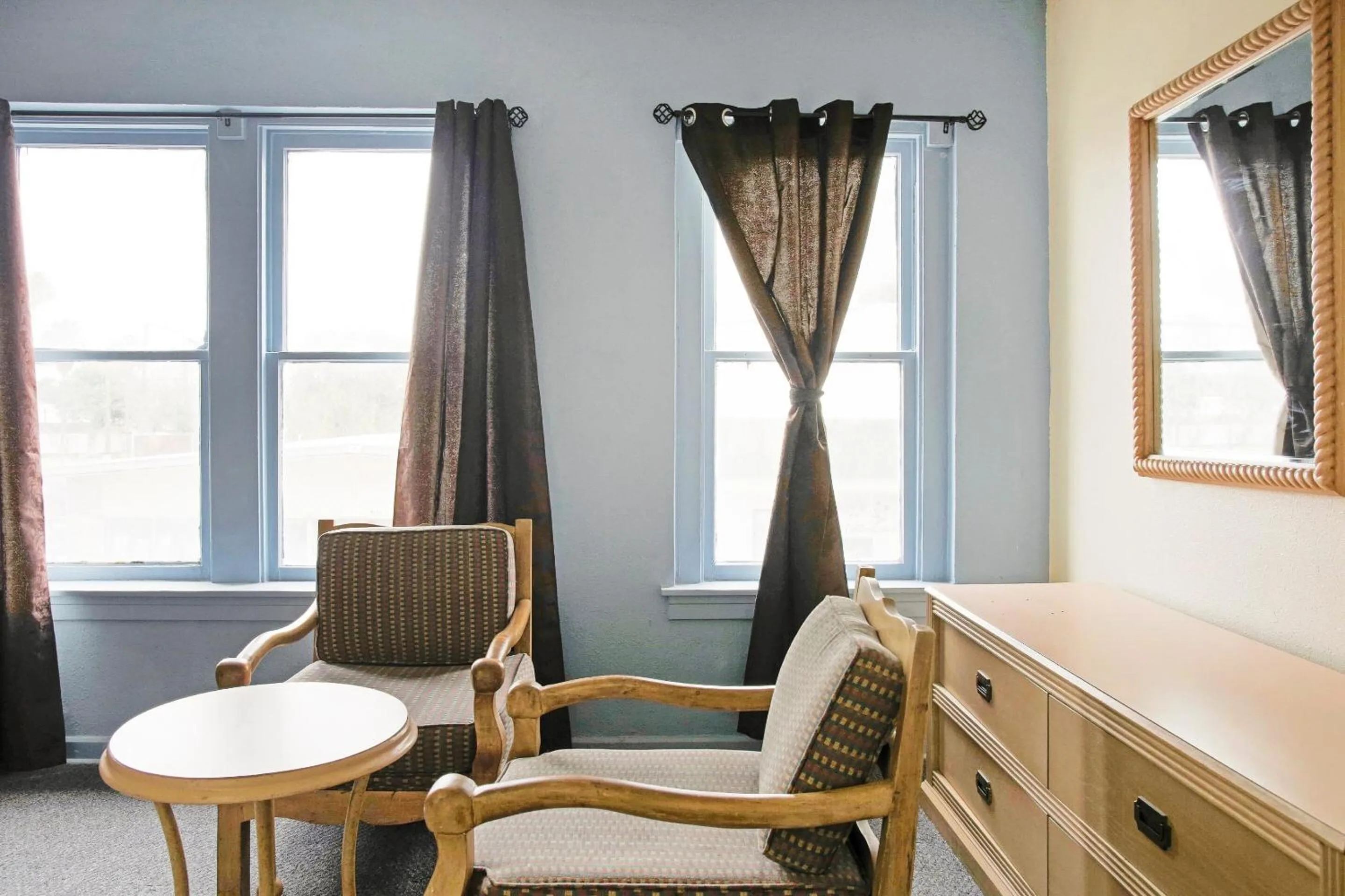 Bathroom in OYO Historic Cameron Hotel Brownsville I-69E