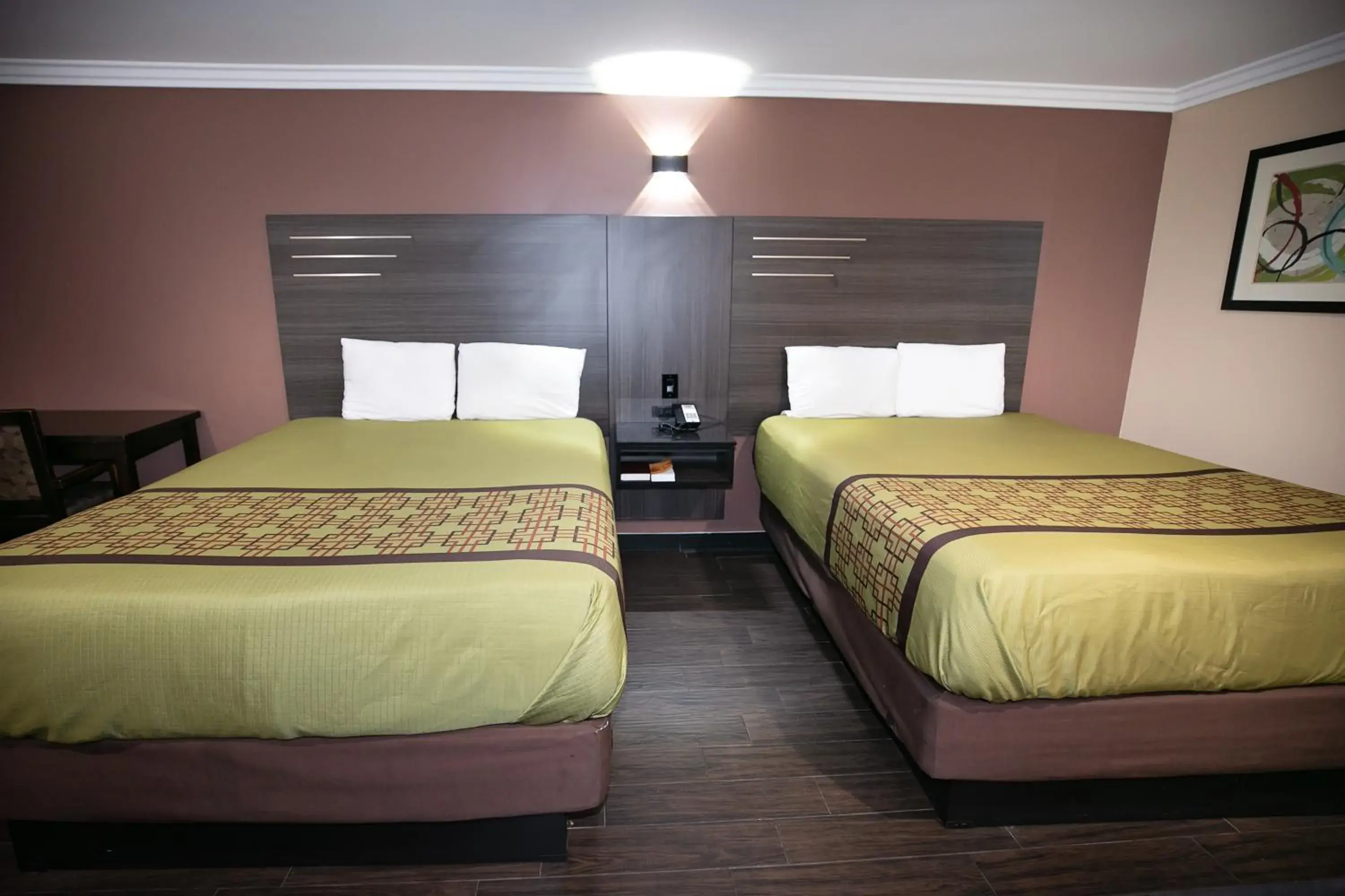 Standard Queen Room with Two Queen Beds - single occupancy - Non Smoking in Rodeway Inn & Suites Standard Queen Room with Two Queen Beds - single occupancy - Non Smoking in Rodeway Inn & Suites