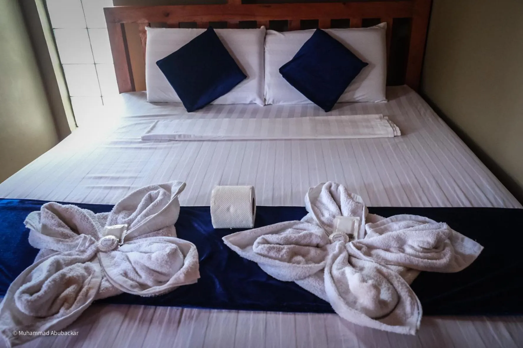 Bed in Camaya-an Paradise Beach Resort