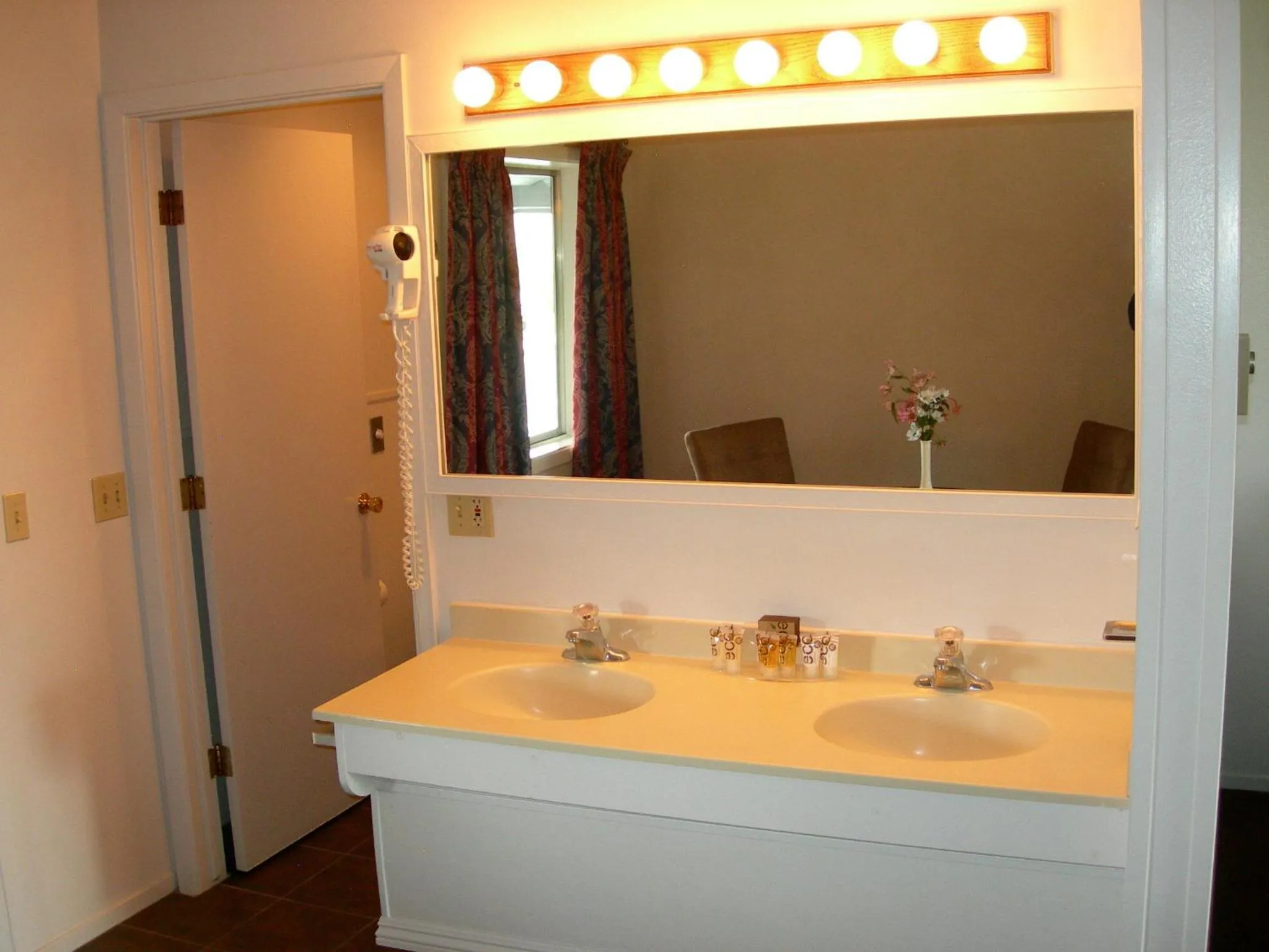 Bathroom in Walker River Lodge