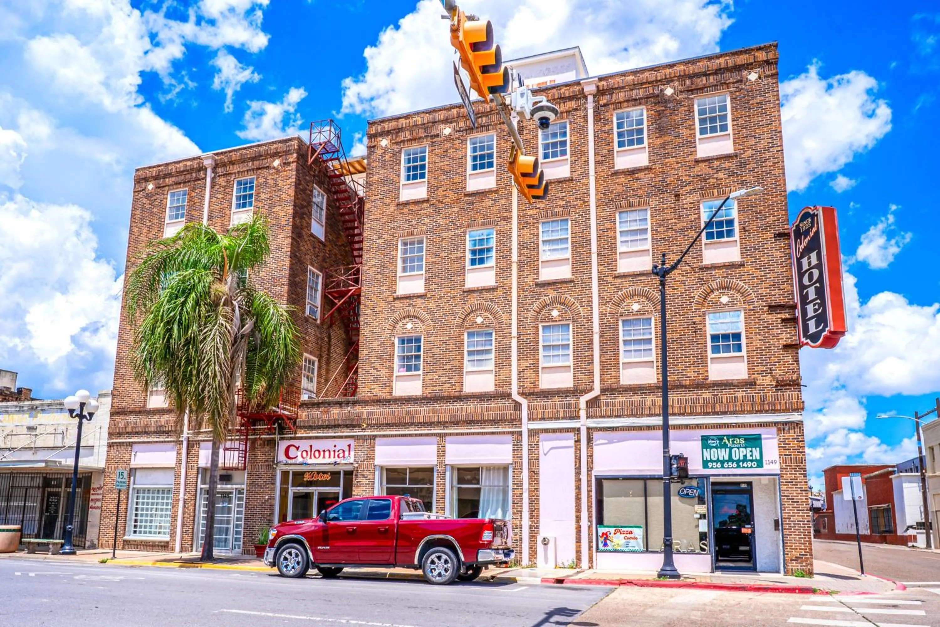 Facade/entrance in Hotel O Colonial Inn Brownsville Tx