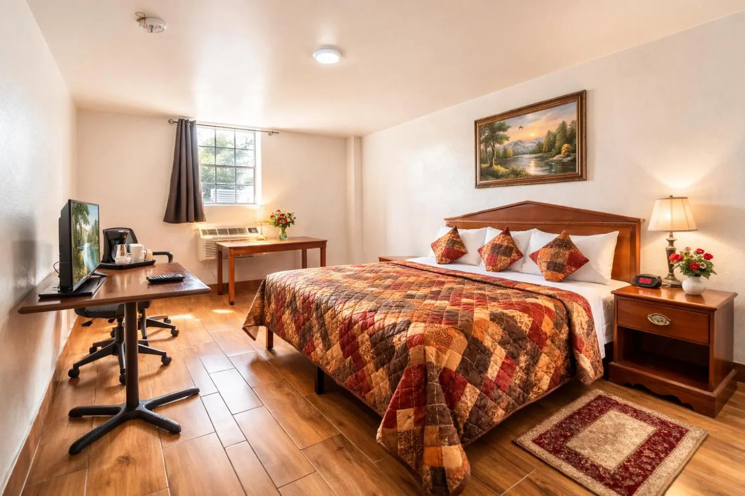 Bed in Hotel O Colonial Inn Brownsville Tx