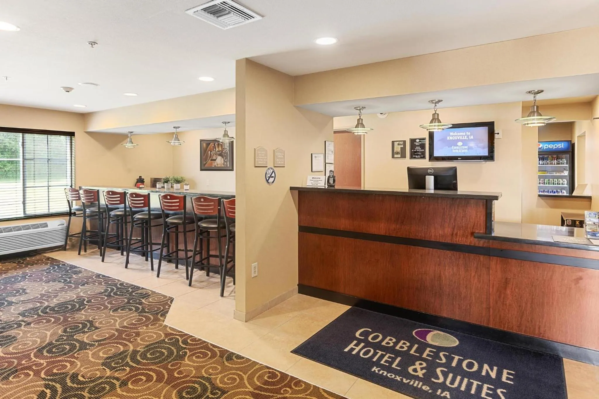 Lobby or reception in Cobblestone Hotel & Suites - Knoxville