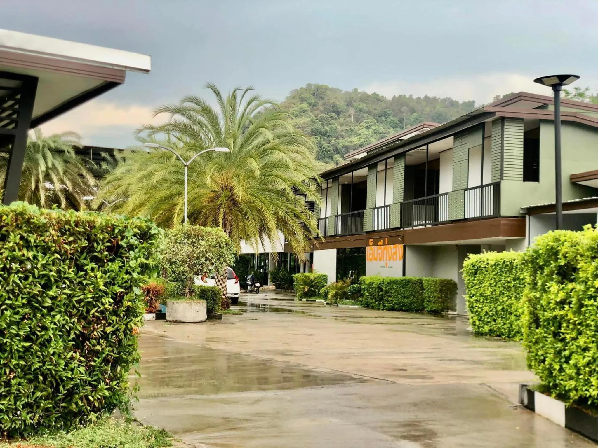 Property building in Mg Thung Song Hotel
