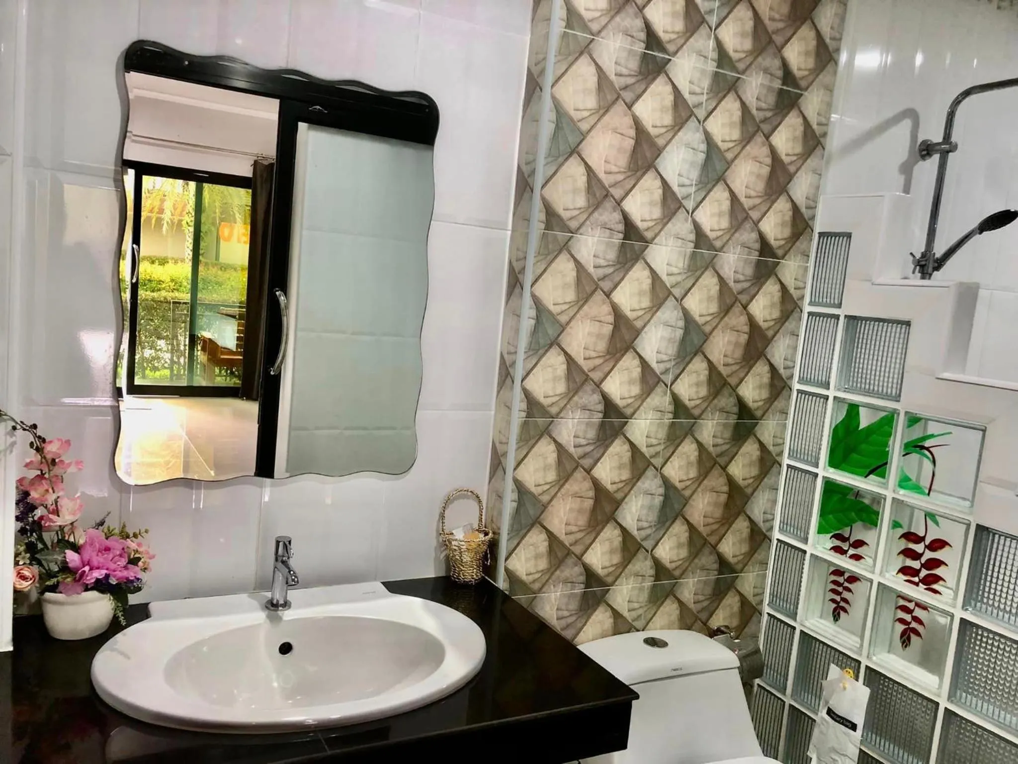 Property building in Mg Thung Song Hotel
