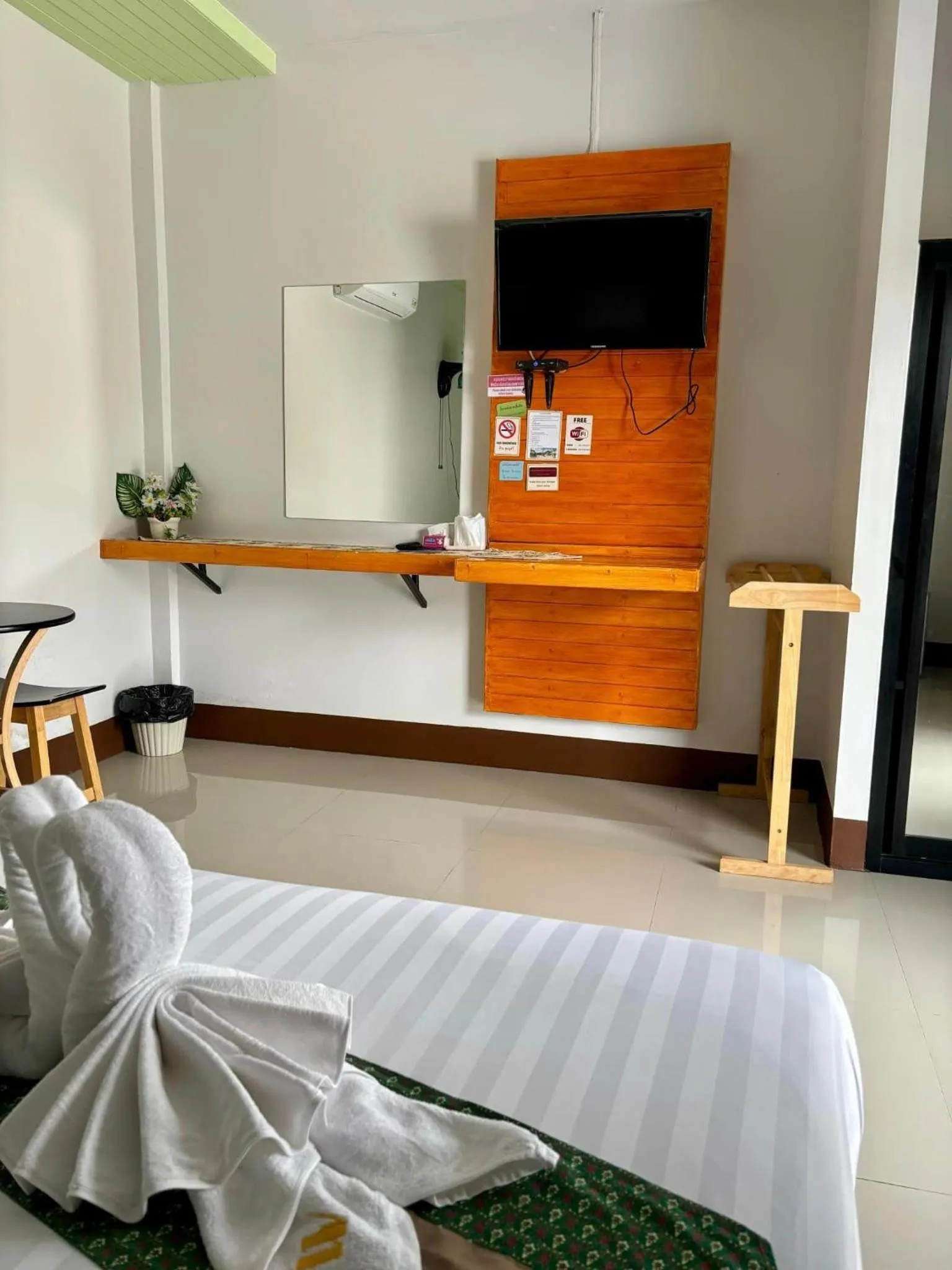 Property building in Mg Thung Song Hotel