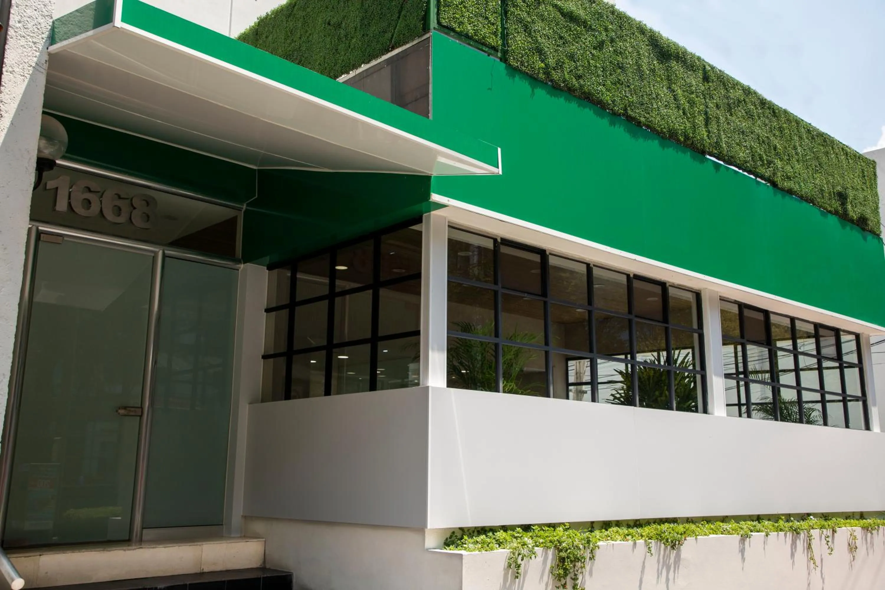 Facade/entrance in Suites Coben Apartamentos Amueblados