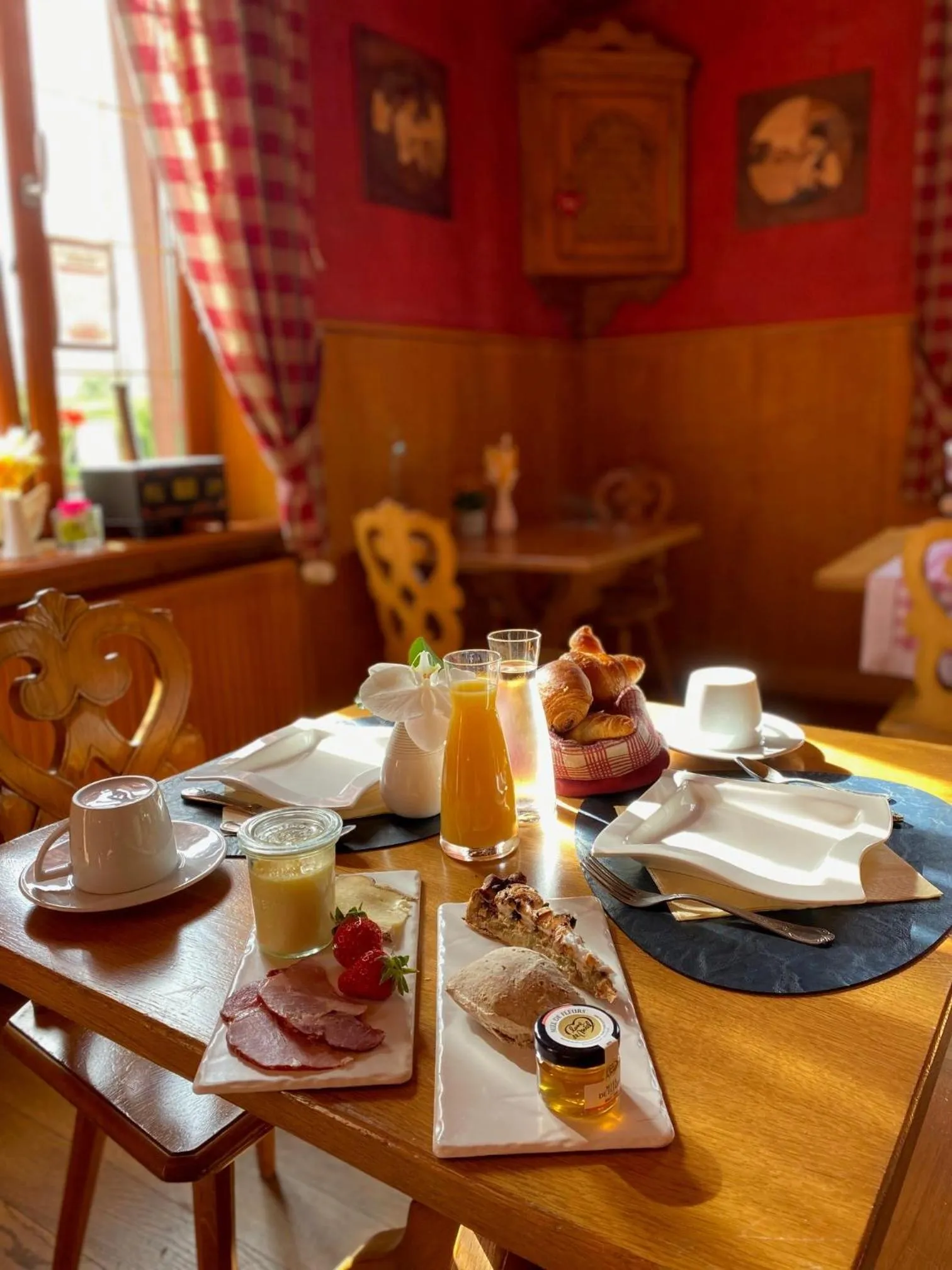 Le Rosenmeer - Hotel Restaurant, au coeur de la route des vins d'Alsace